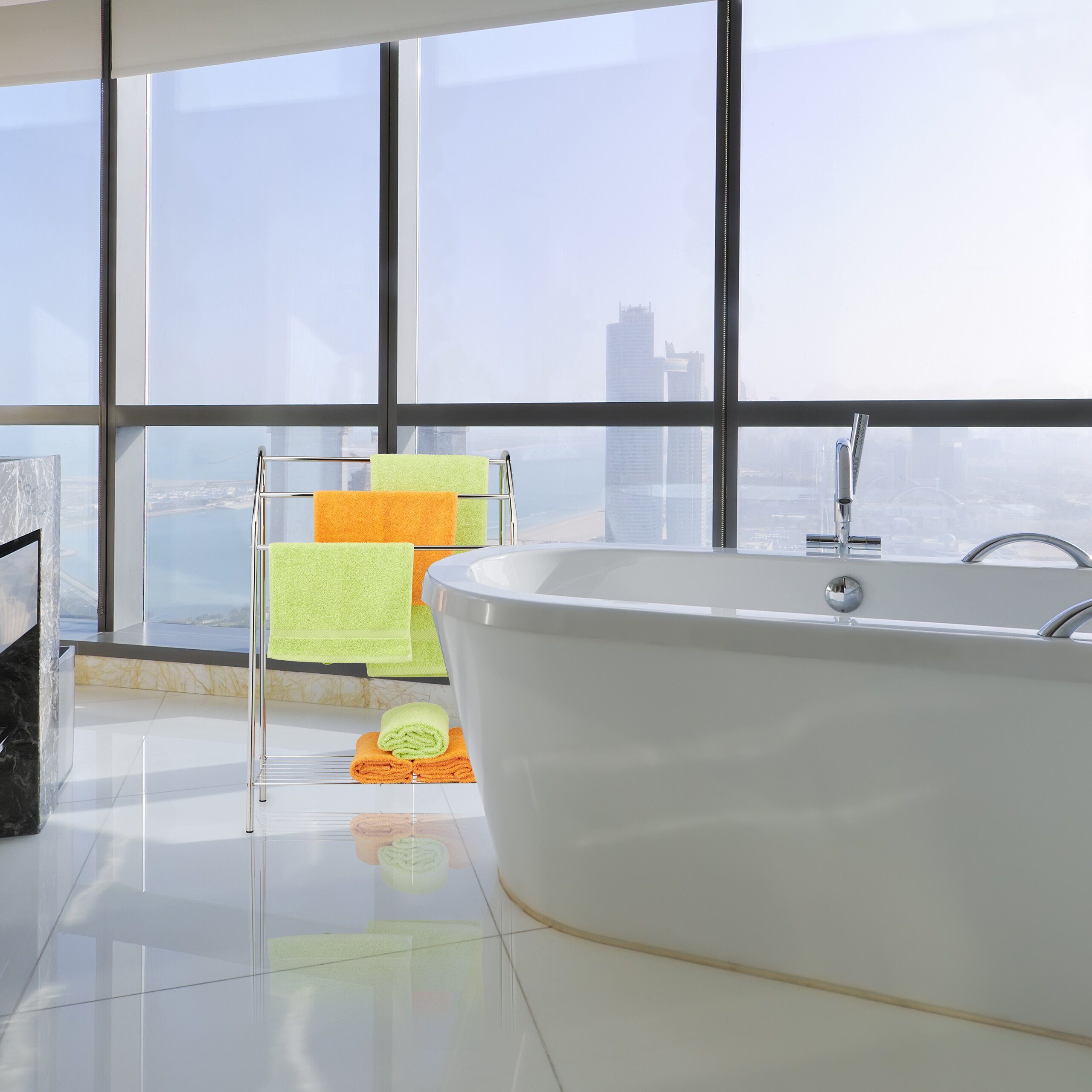 relaxdays Handtuchständer 3 armiger Handtuchständer mit Ablage