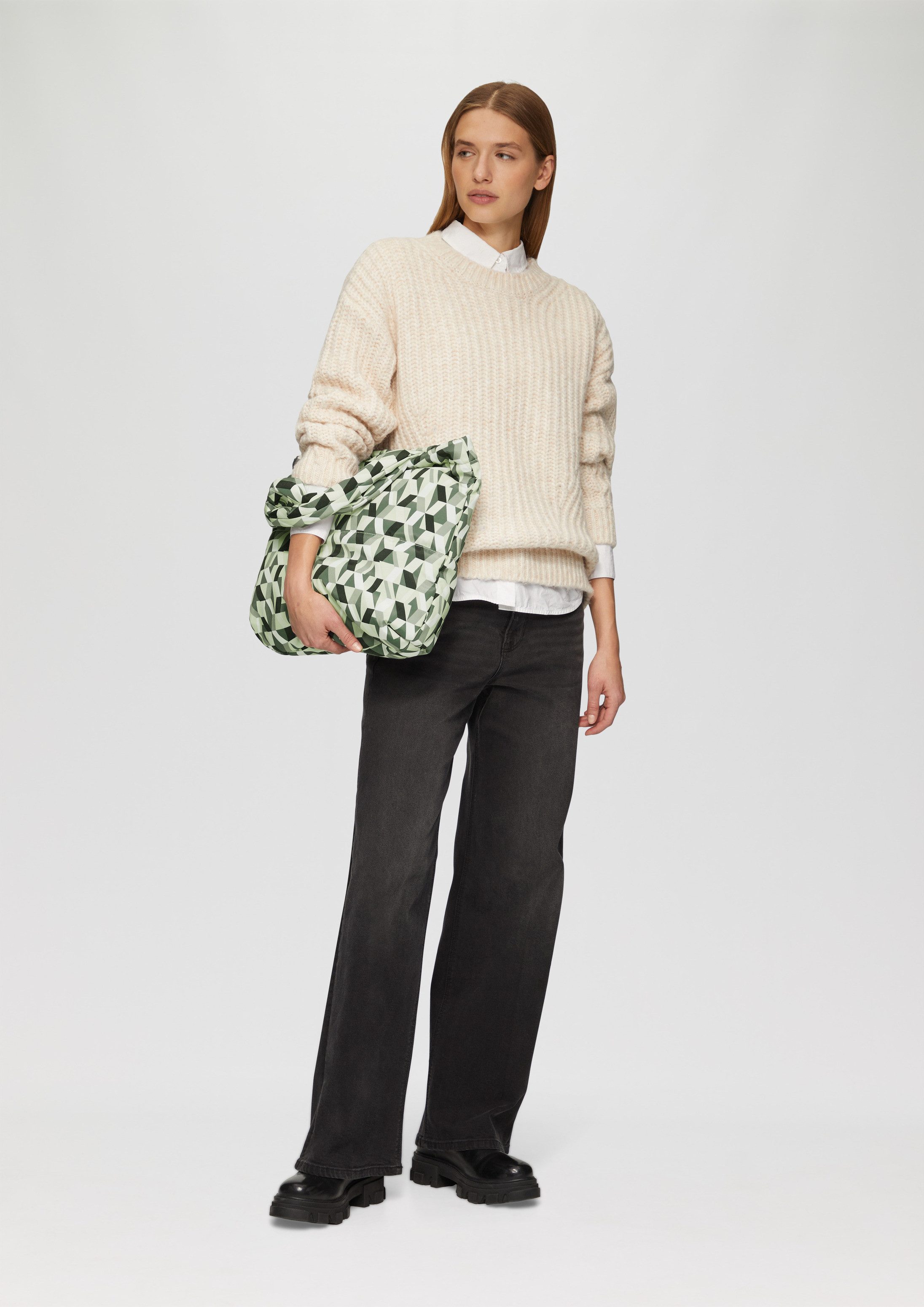 s.Oliver Handtasche Tasche, Shopper aus bedrucktem Nylon