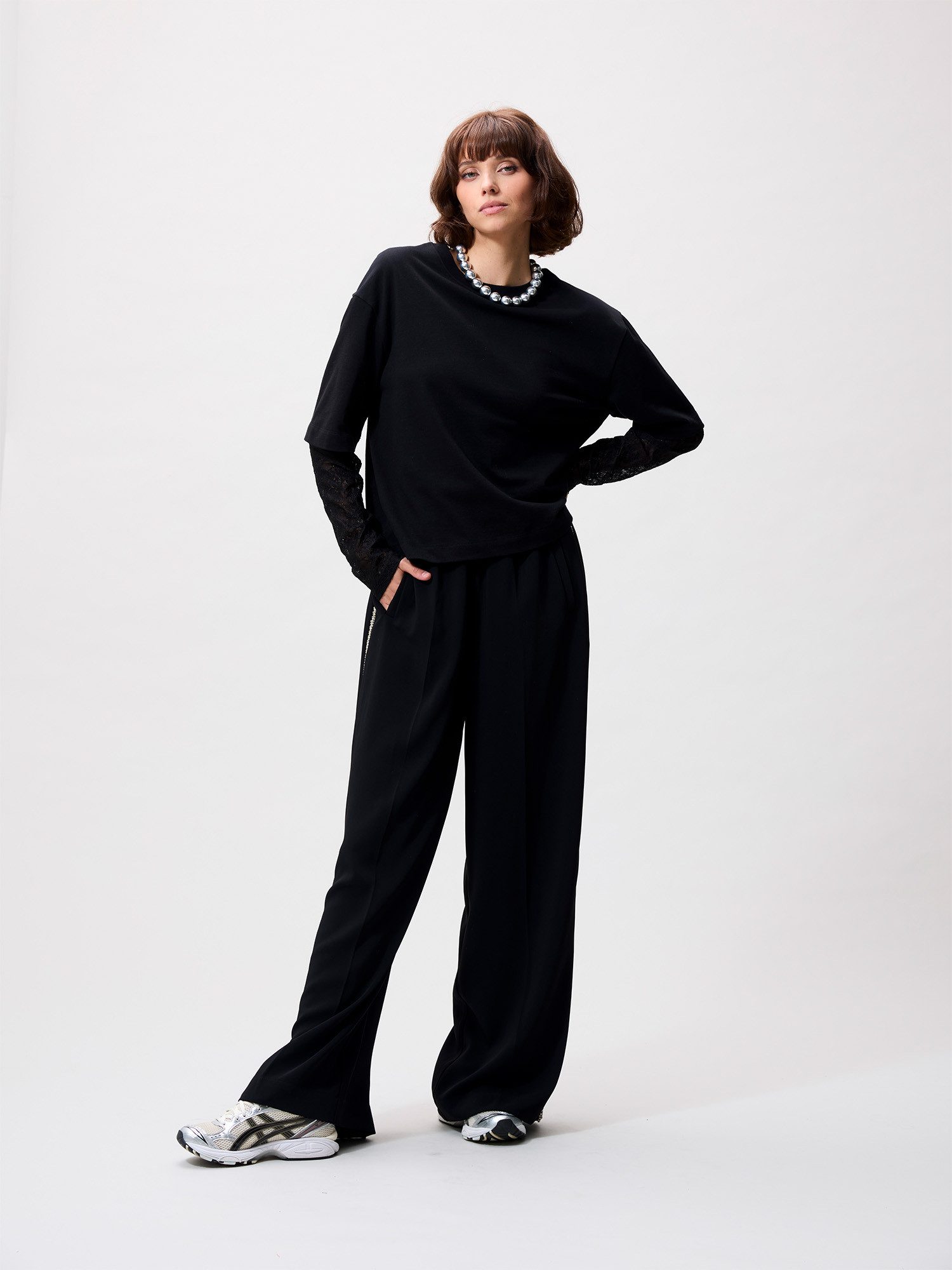 Catwalk Junkie Langarmshirt Loose fit Tshirt with lace sleeves günstig online kaufen