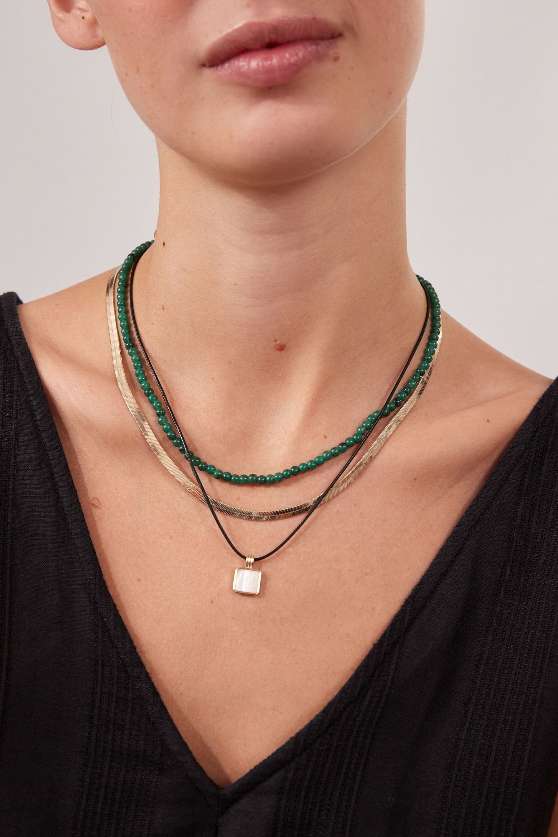 Next Perlenketten-Set Mehrreihige Kette Kord, (1-tlg) Perlen, Recycling-Metall