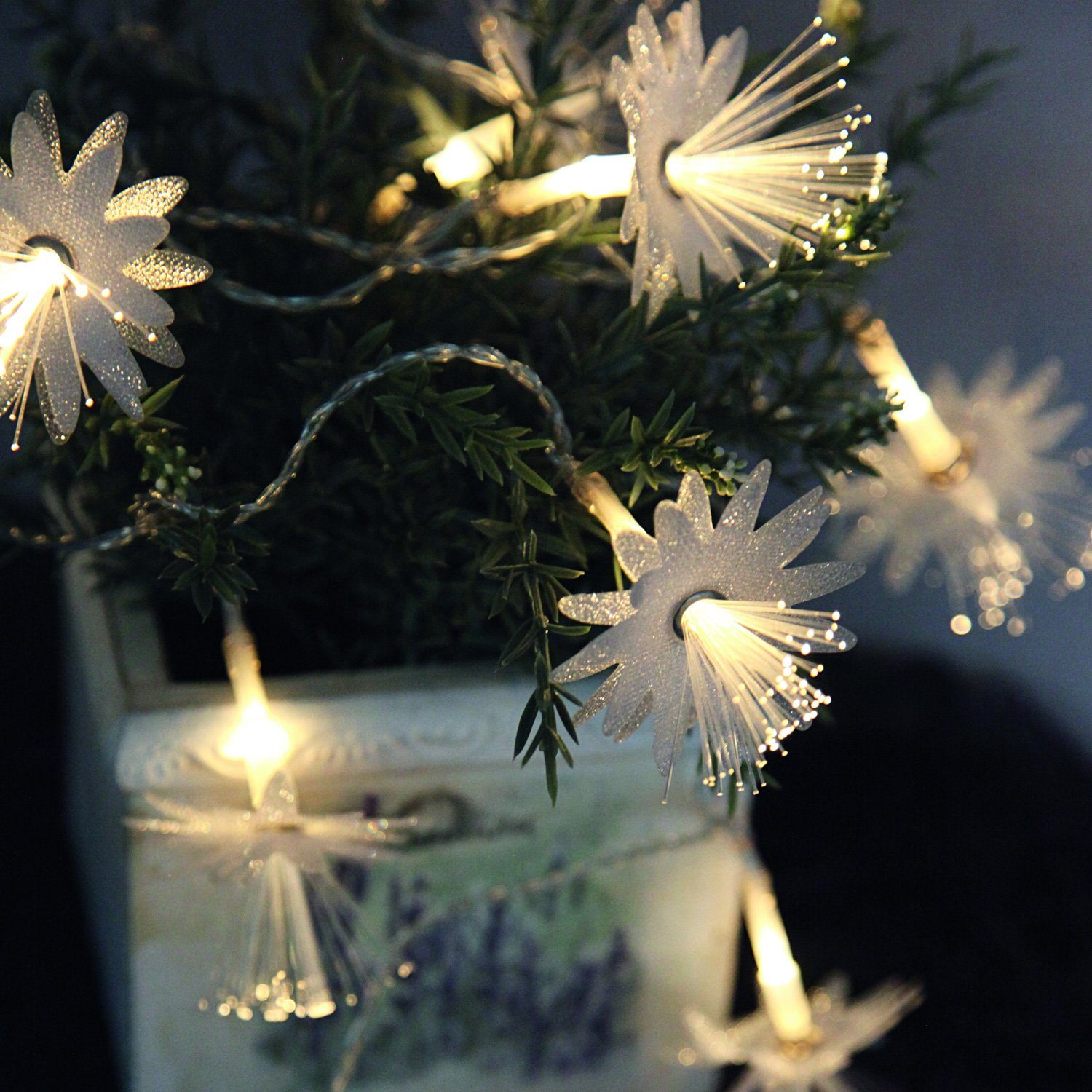 STAR TRADING LED-Lichterkette Blume Fiberglas Optik 10 warmweiße LED 1,35m Batterie Timer, 10-flammig