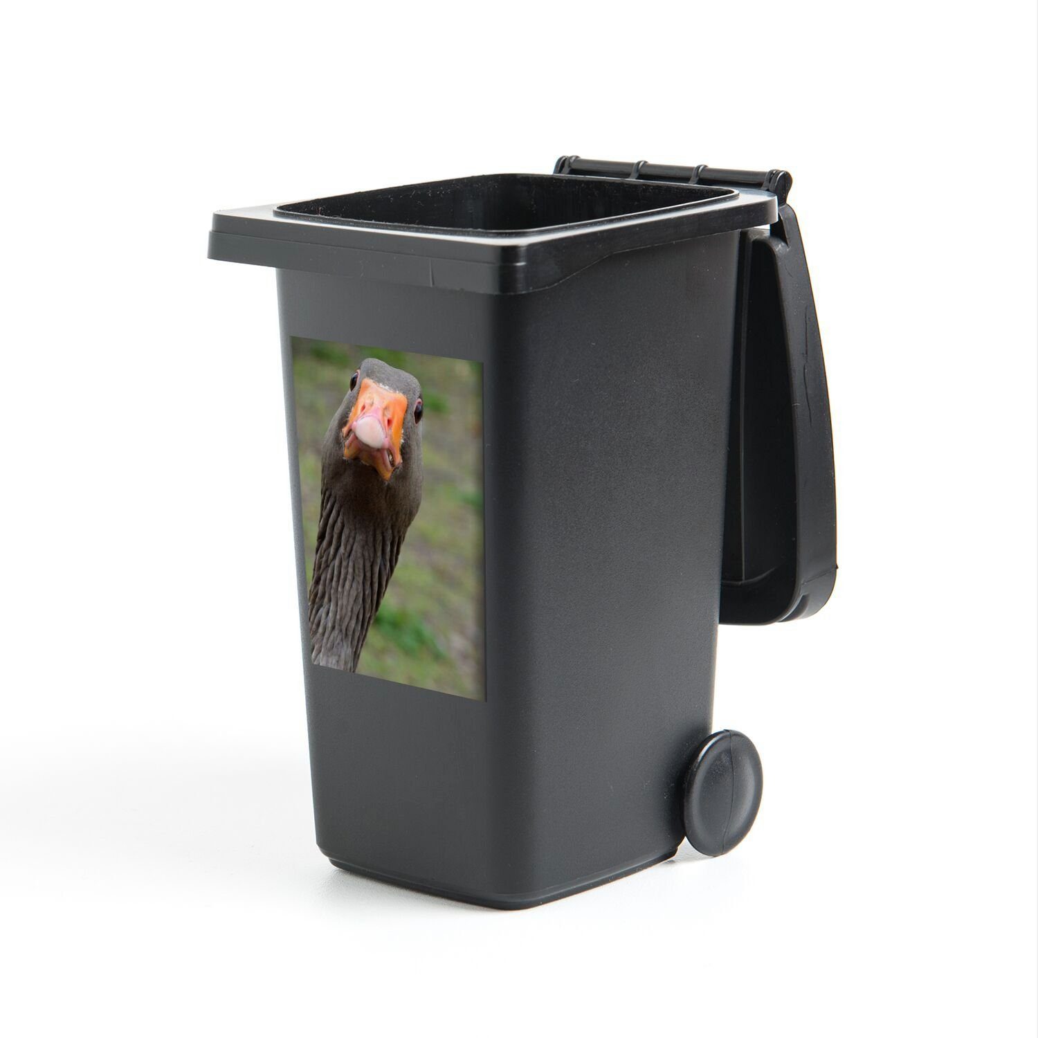 MuchoWow Wandsticker Gans - Tiere - Vogel (1 St), Mülleimer-aufkleber, Mülltonne, Sticker, Container, Abfalbehälter