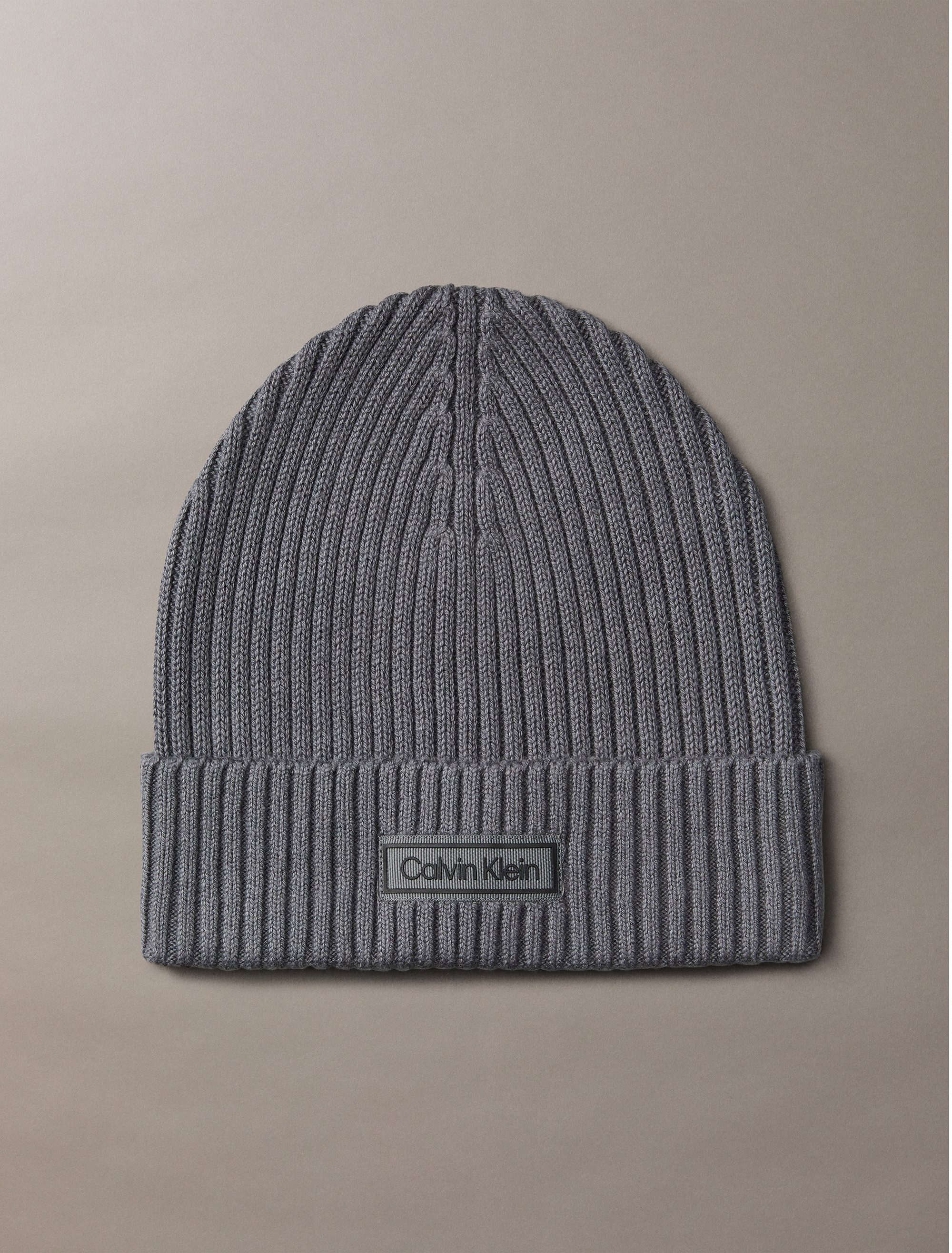 Calvin Klein Strickmütze PATCH CHUNKY RIB COTTON BEANIE mit Markenlogo günstig online kaufen