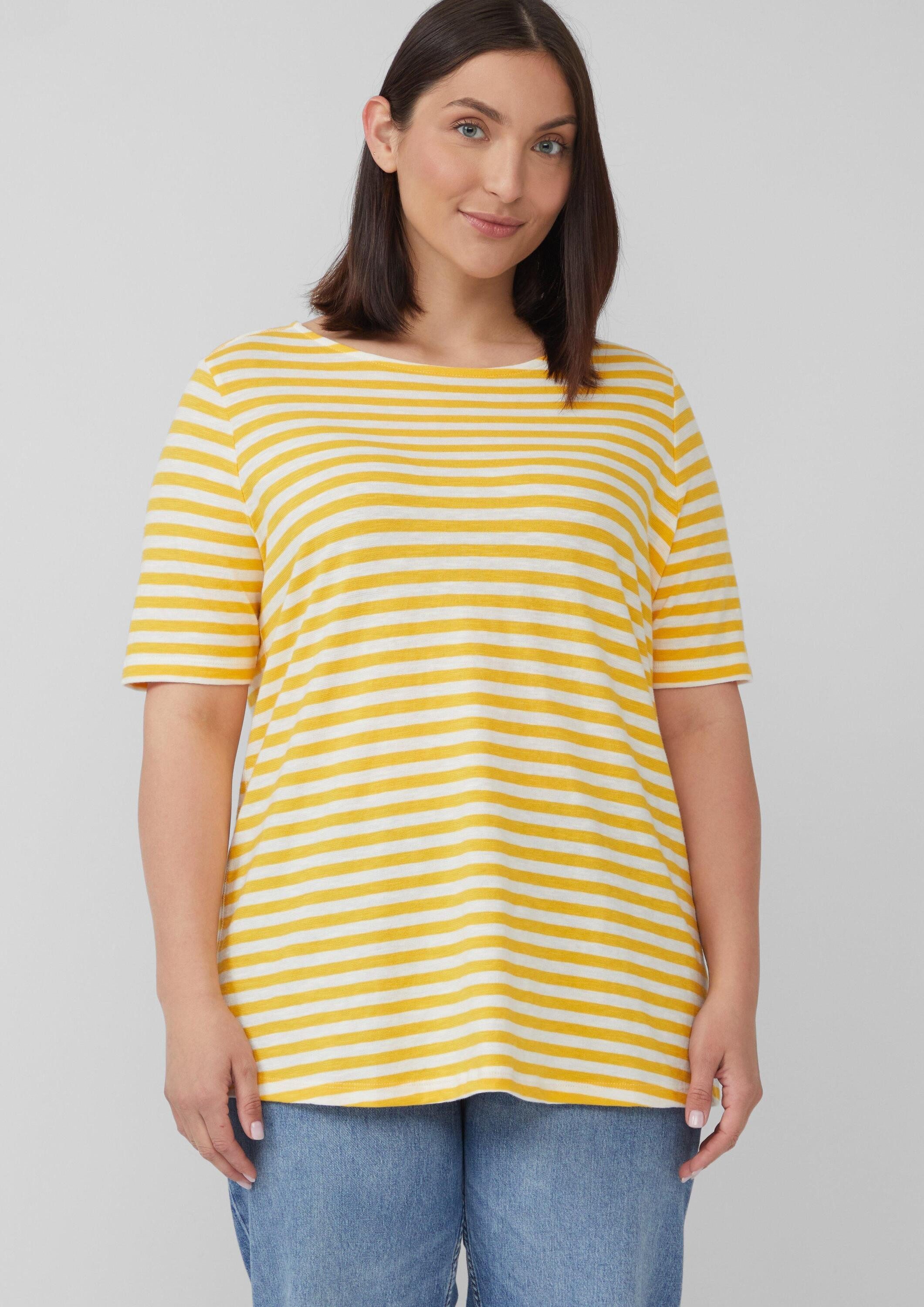 s.Oliver Shorts T-Shirt Gestreiftes T-Shirt mit Flammgarnstruktur