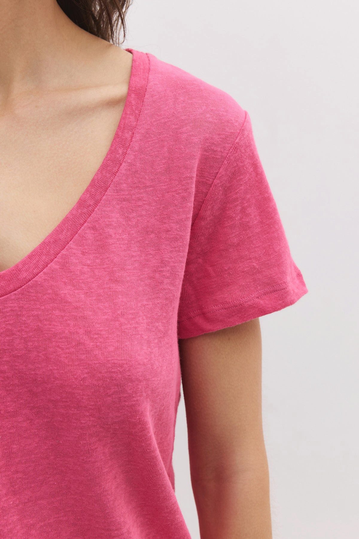 No Matter What T-Shirt Basic-T-Shirt aus Leinen mit V-Ausschnitt günstig online kaufen