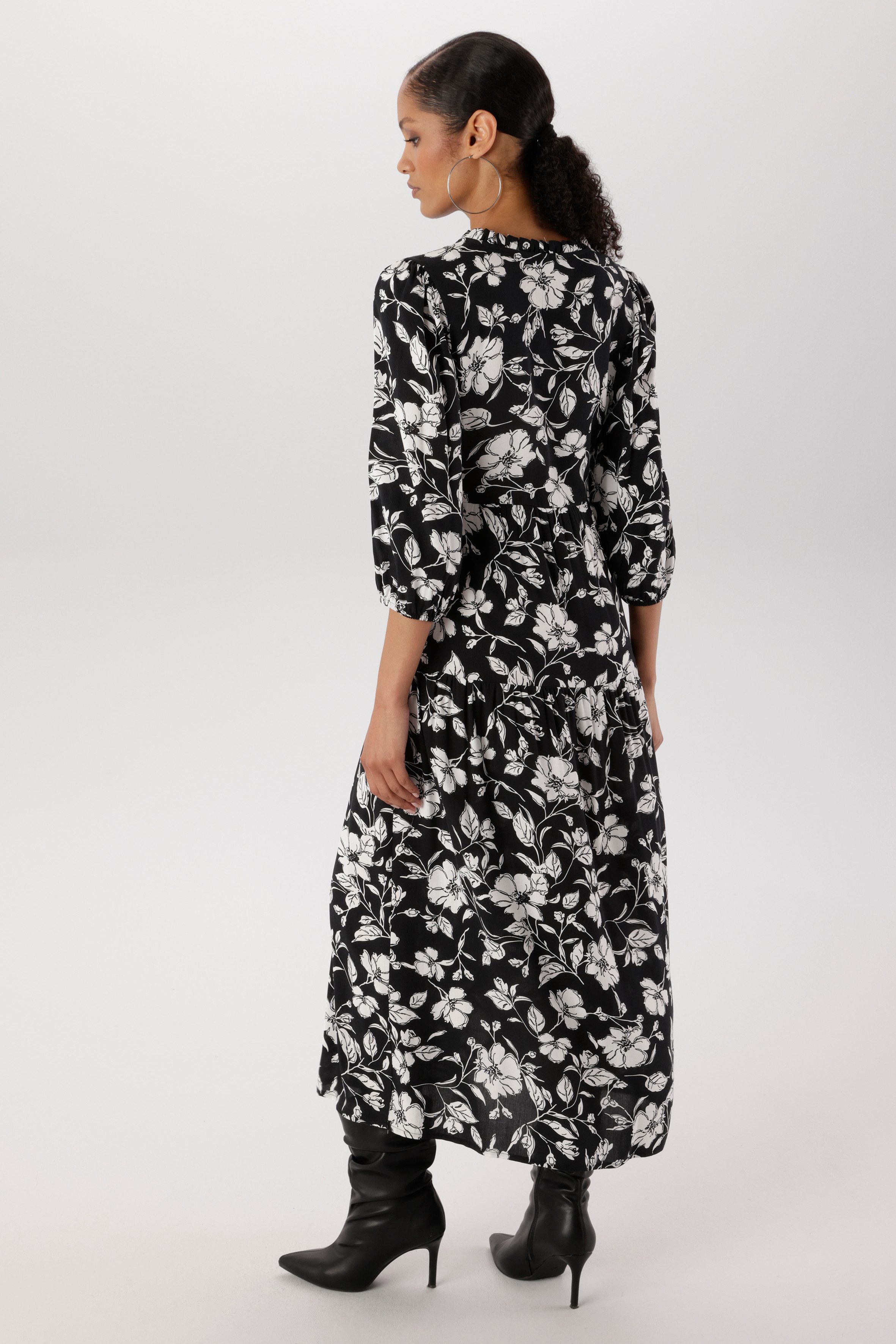 Aniston SELECTED Maxikleid mit fantasievollen und malerischen Blumendruck - NEUE KOLLEKTION