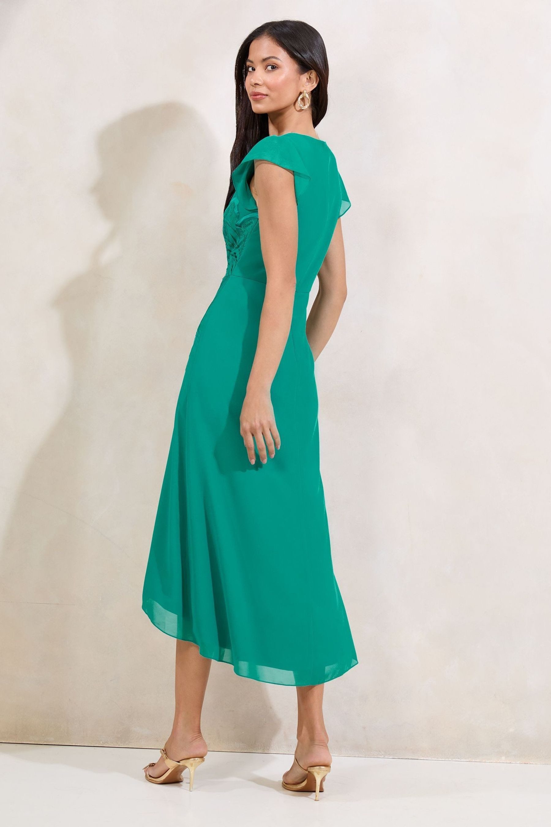 LIPSY Midikleid Lipsy ausgestelltes Midikleid, Petite (1-tlg) günstig online kaufen