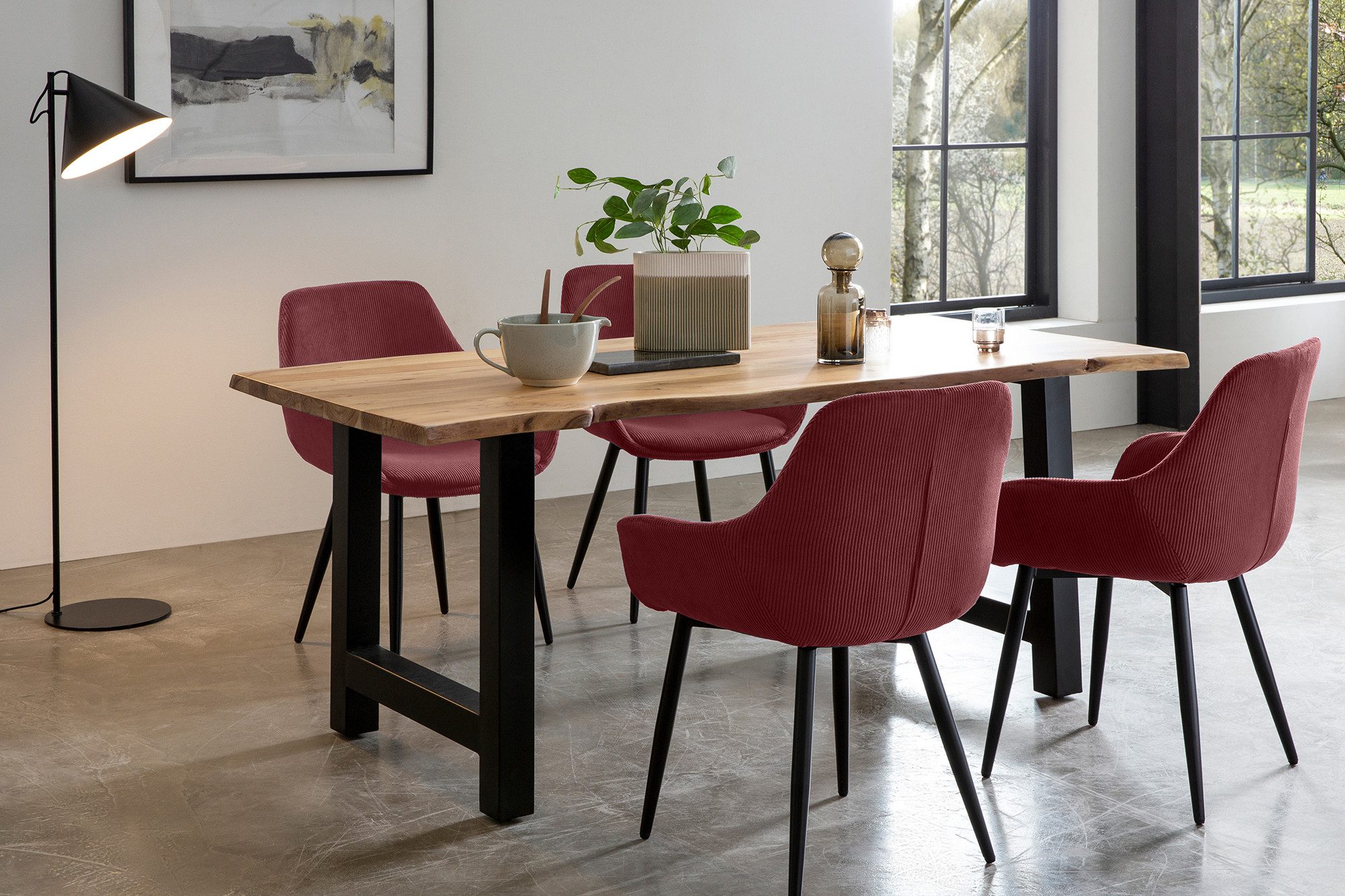 SalesFever Essgruppe Elegante Essgruppe für stilvolles Speisen, (Set, 5-tlg), Massivholz geölt und zweifach gewachst