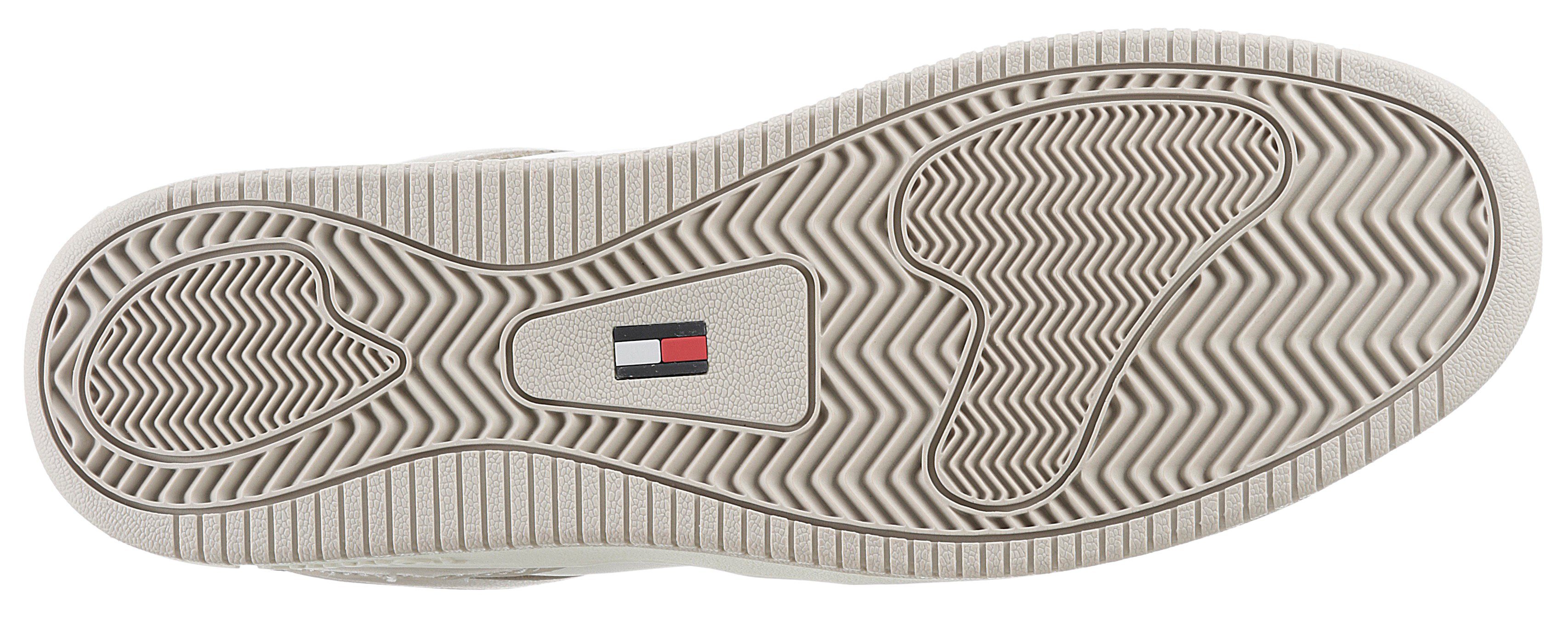 JEANS in TOMMY WMN Tommy LOW beige-weiß two-tone im Schuhweite RETRO Look, FANCY (schmal) Jeans E Keilsneaker