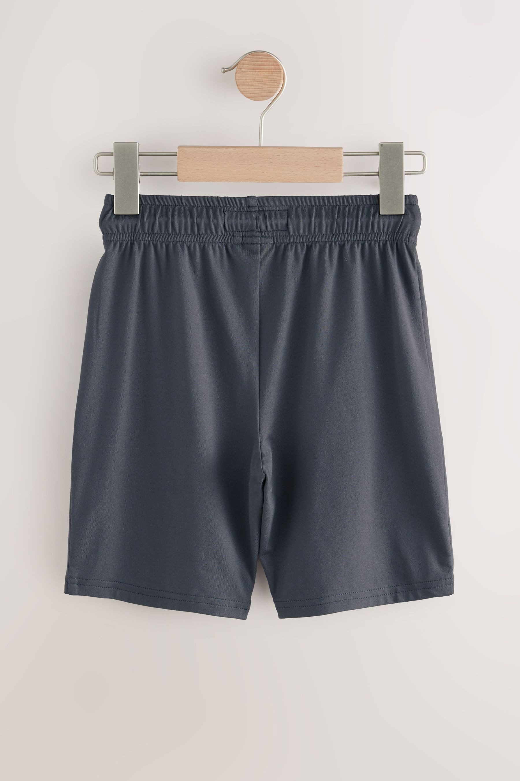 Next Trainingsshorts Leichte Sport-Shorts (1-tlg) – Bild 2 von 5