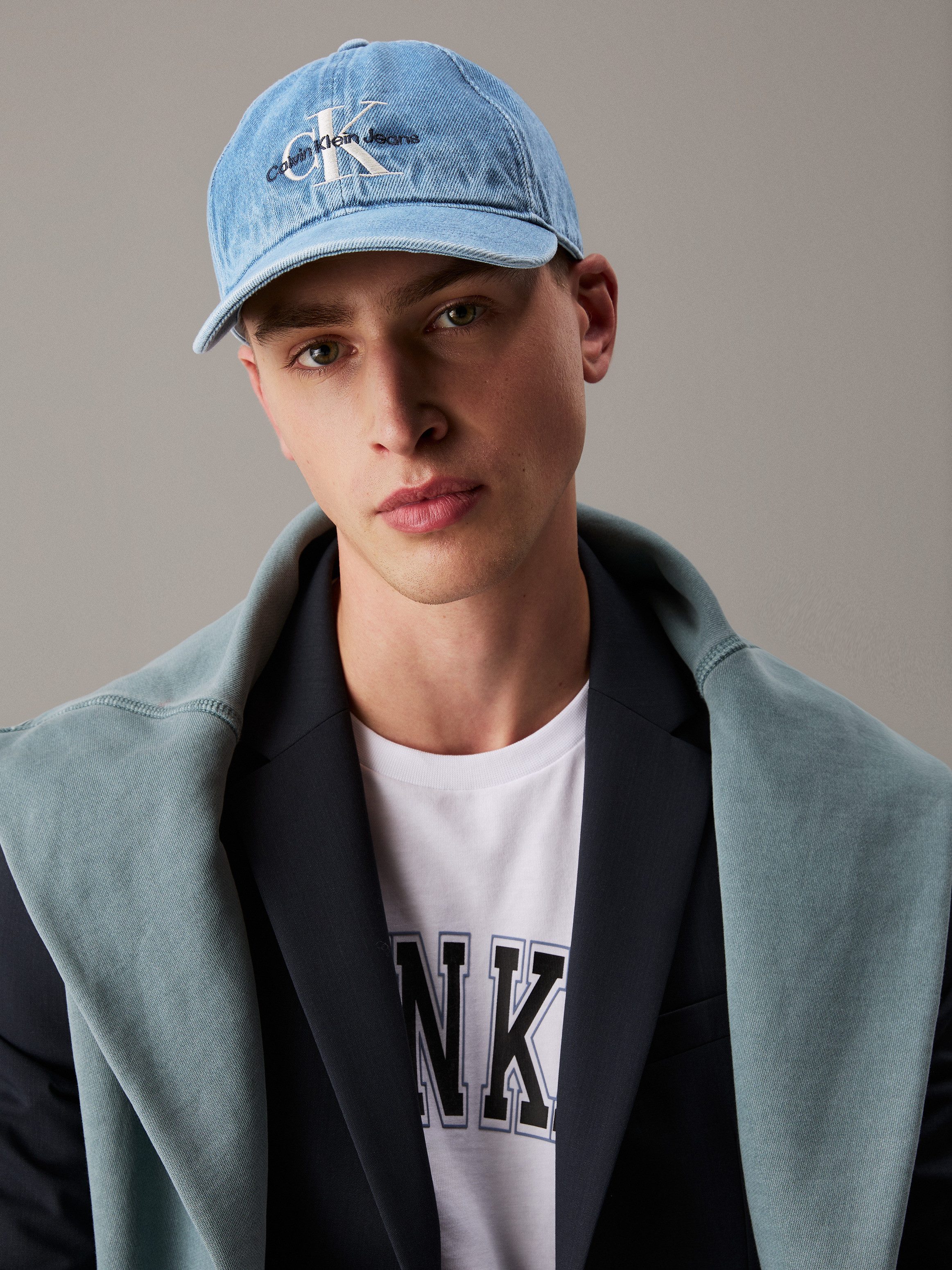 Calvin Klein Jeans Baseball Cap 6 PANEL MONO LOGO BB CAP in gewaschener Optik