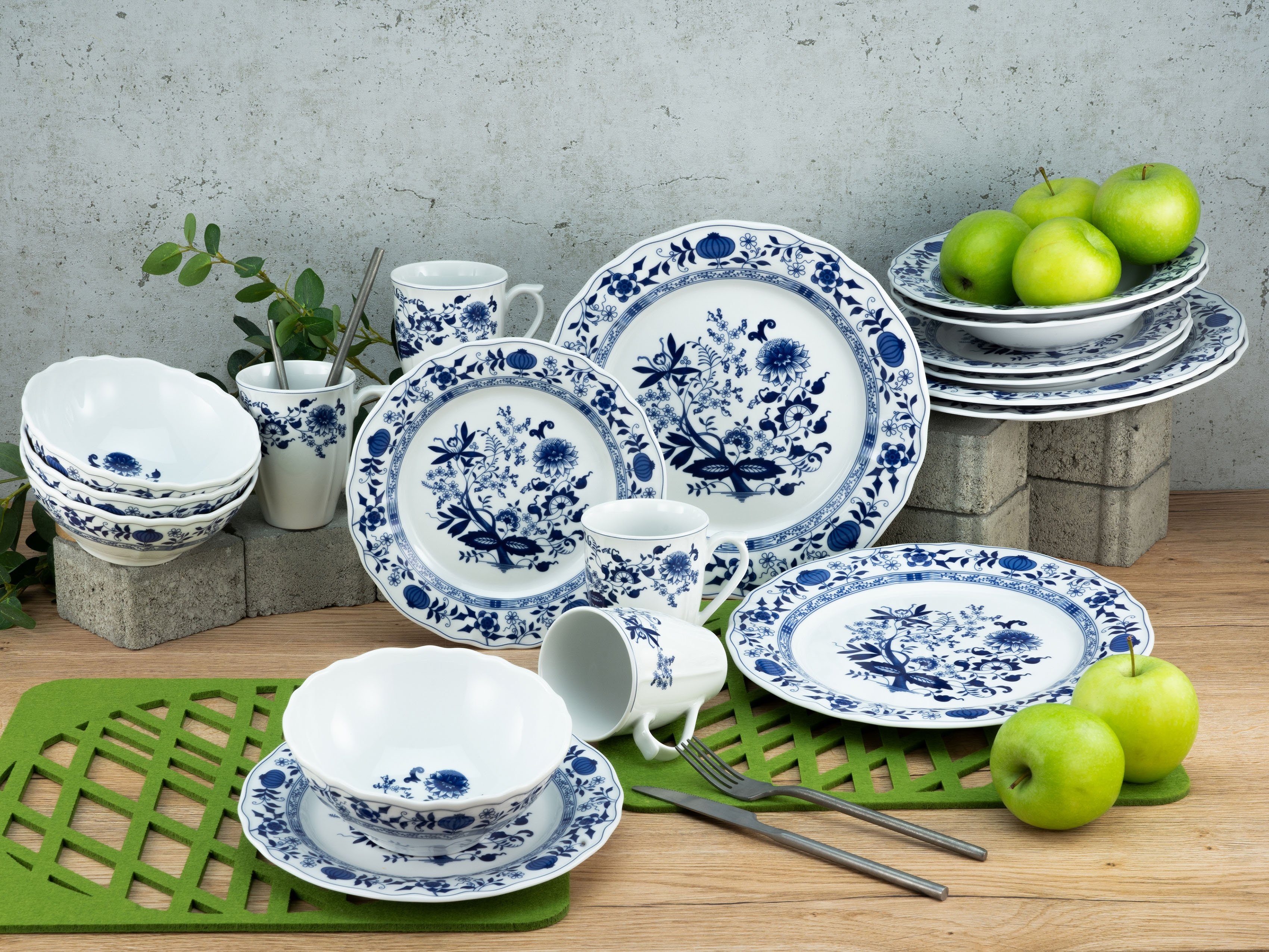 CreaTable Geschirr-Set (16-tlg), nostalgischer Teile, Personen, 4 Service, Personen Porzellan, 4 für Kombiservice Flora 16 Manufakturstil,