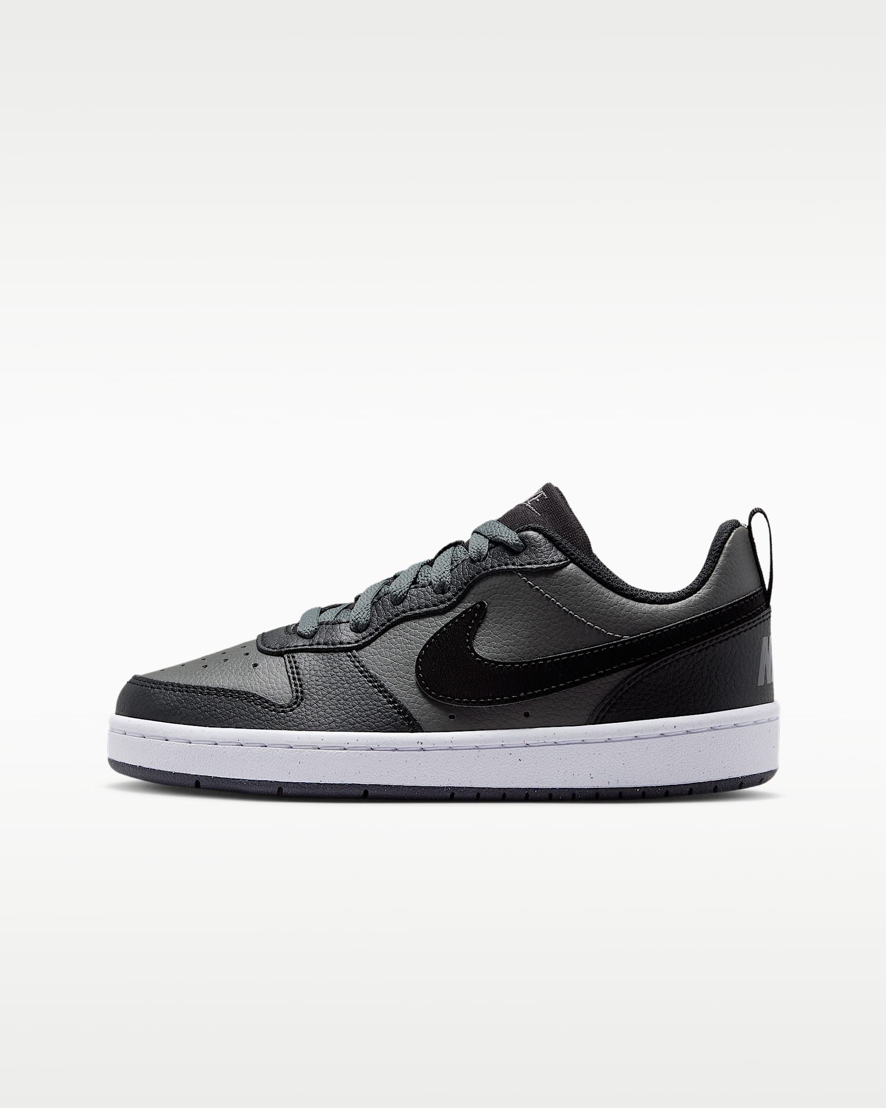 Nike Sportswear COURT BOROUGH LOW BTS (GS) Sneaker Design auf den Spuren des Air Force 1, für Kinder & Jugendliche