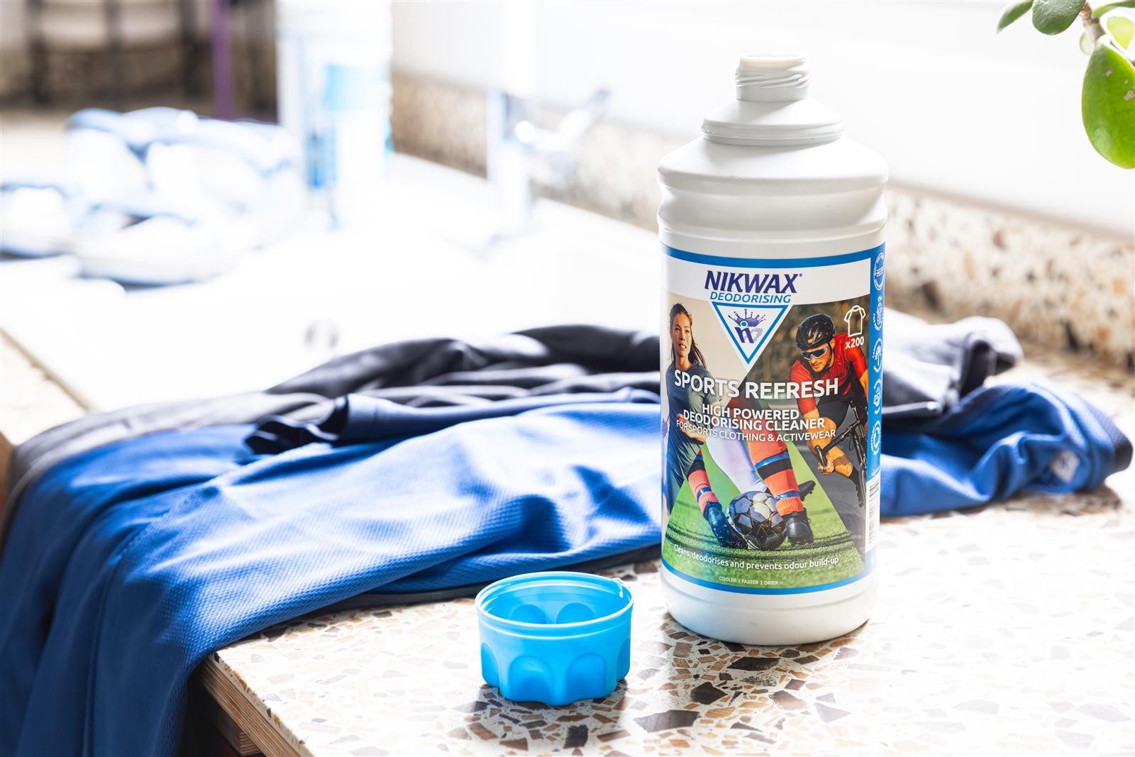 Nikwax Nikwax Sports Refresh 1 Liter - Reinigungsmittel für Sportbekleidung Spezialwaschmittel