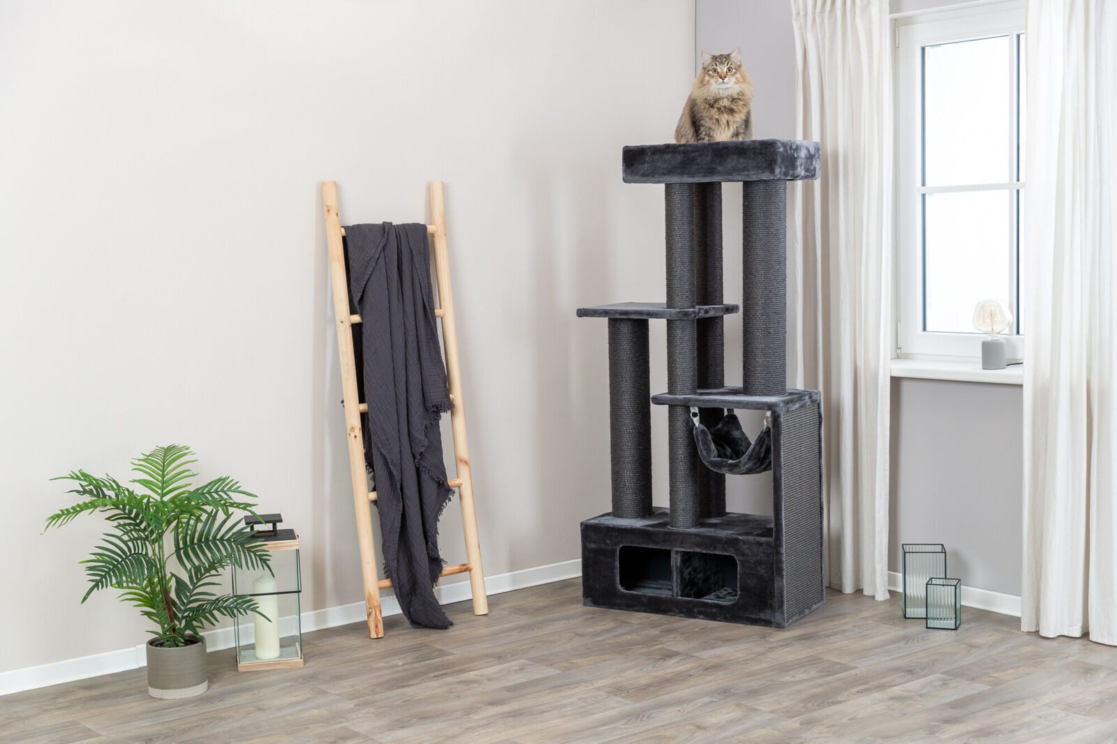 TRIXIE Kratzbaum Kratzbaum Antonio - anthrazit - 167 cm