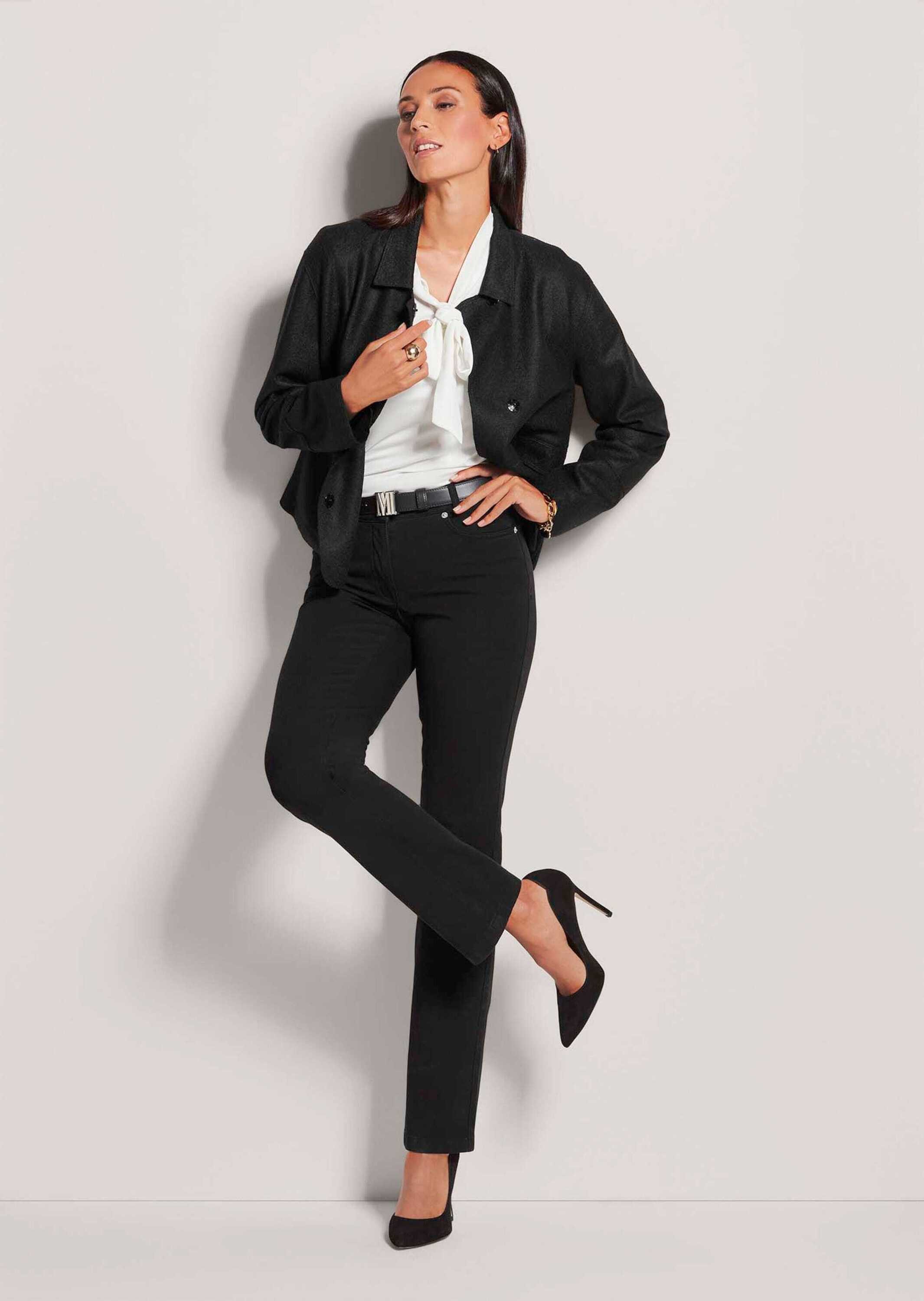 MADELEINE Kurzblazer Wollblazer mit Klappkragen und Pattentaschen Modischer günstig online kaufen