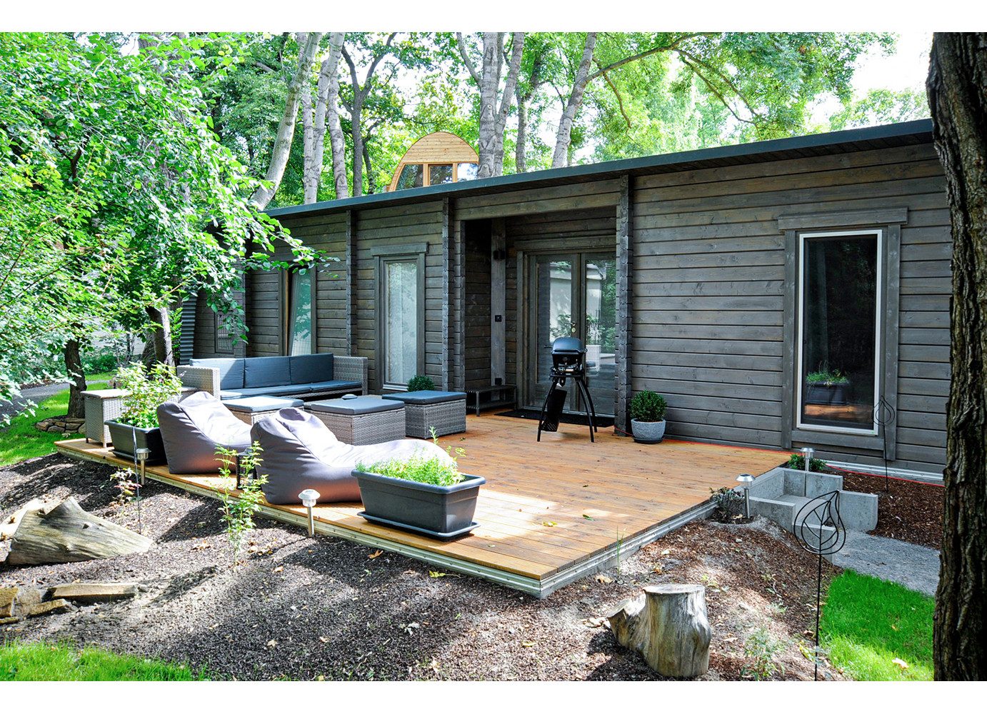 Jochen Schweizer Erlebnisgutschein Übernachtung in der Nature Lodge in Bitterfeld-Wolfen für 4, Einzigartiges Naturerlebnis in der Nature Lodge!