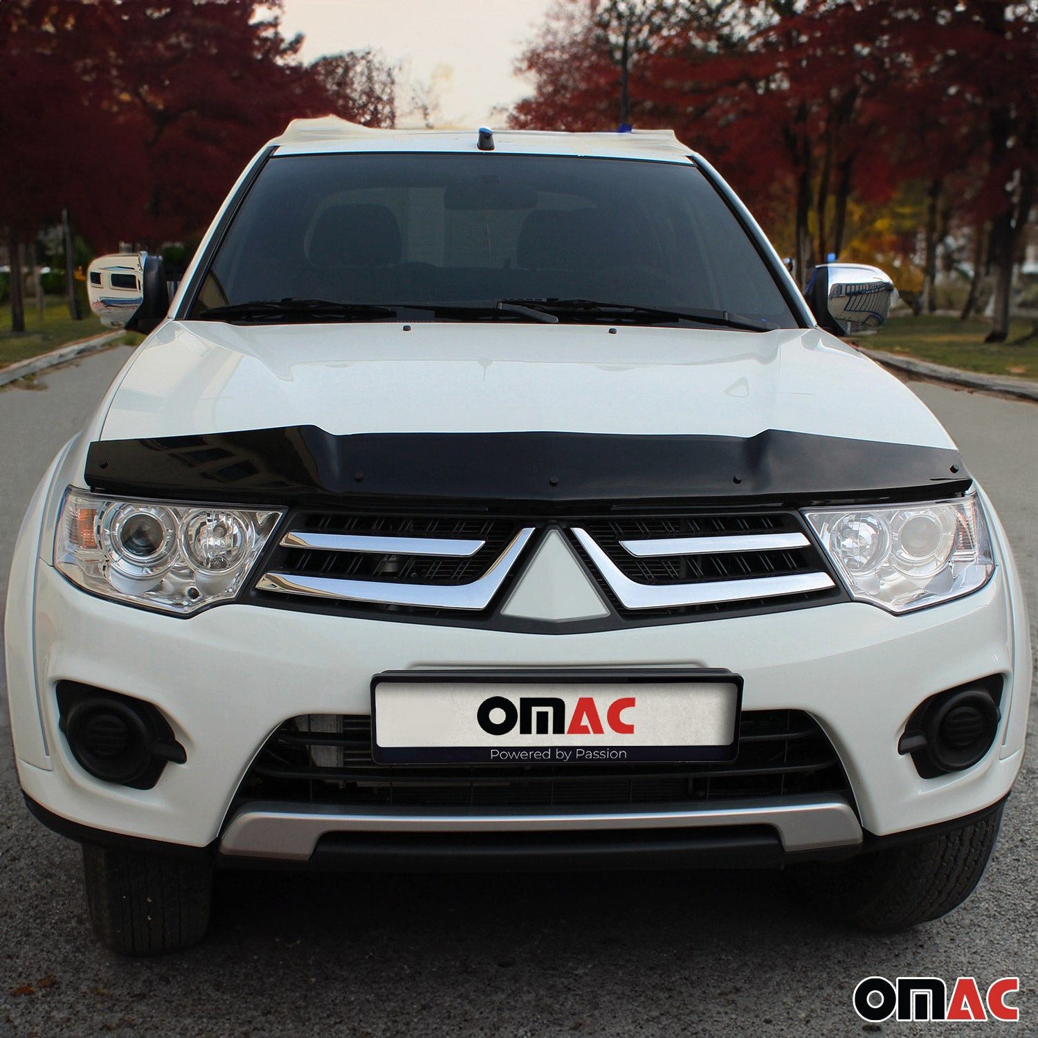 OMAC Lüftungsgitter Sonnenblende und Motorhaube Deflektor Set Mitsubishi L200 2007-2015, Widerstandsfähig, bruchsicher, lichtdurchlässig