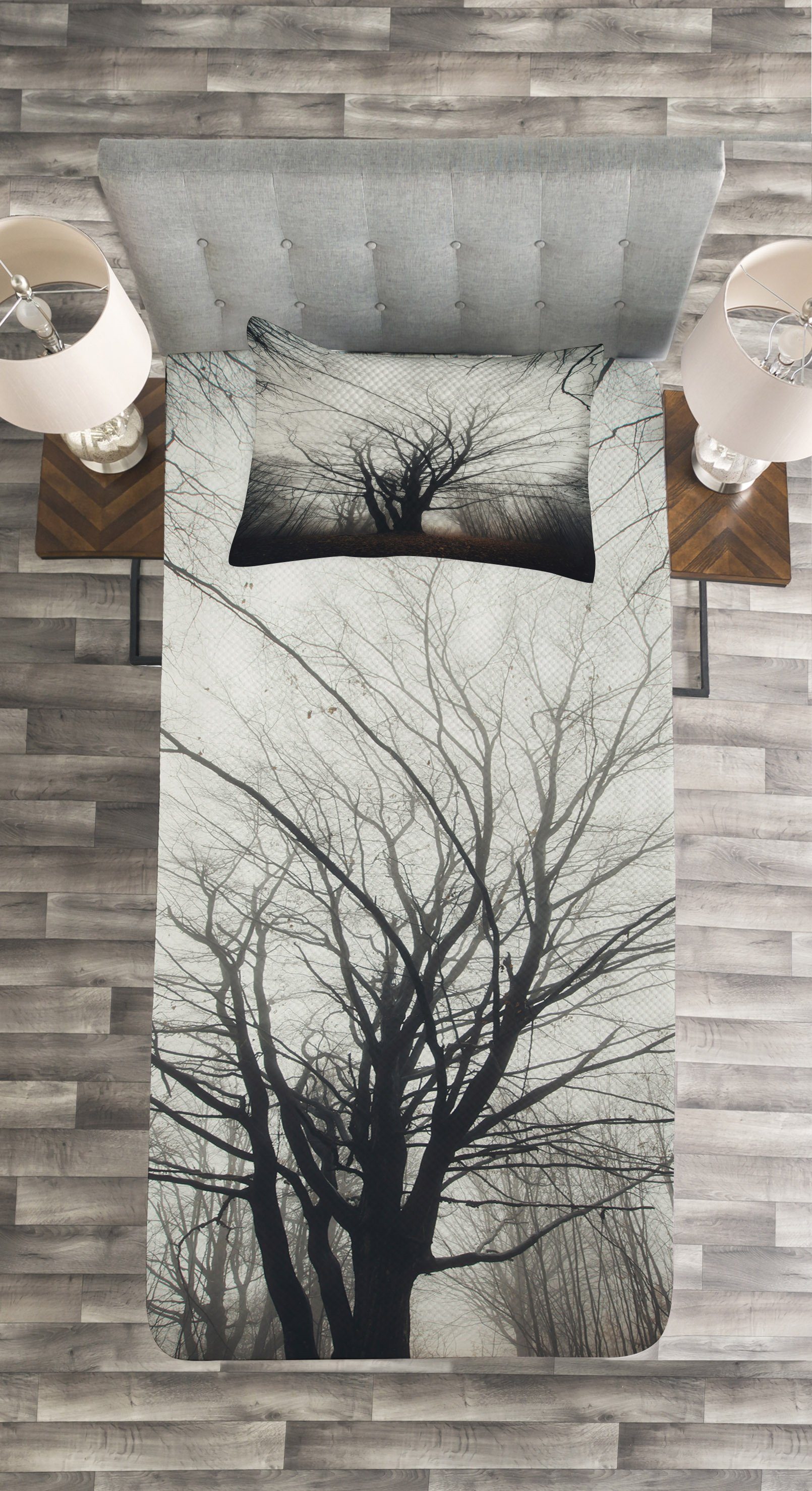 Tagesdecke Set mit Waschbar, Dunkel im Natur Herbst-Baum Kissenbezügen Nebel Abakuhaus