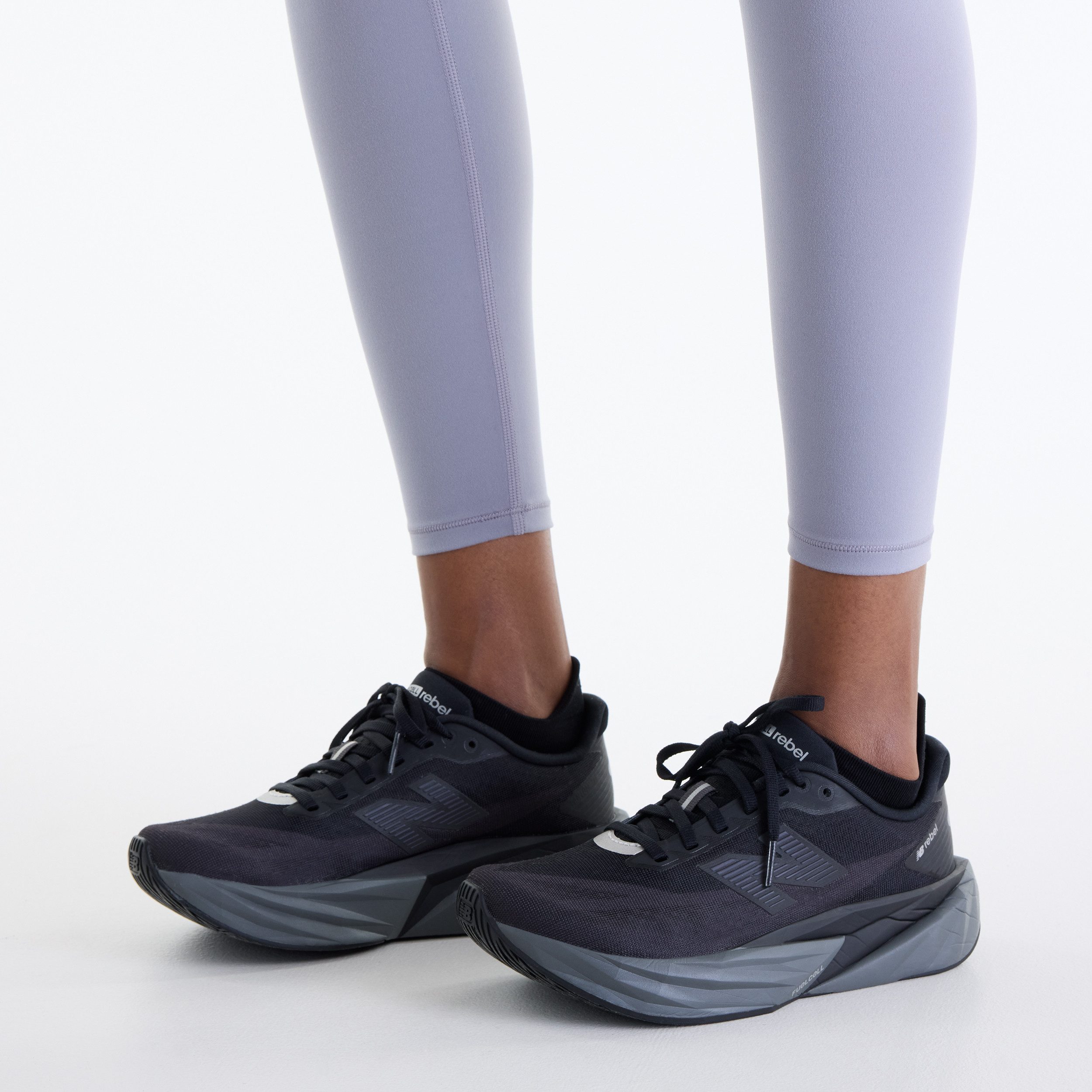 New Balance Lauftights NB HARMONY HIGH RISE LEGGING 25 für Training, aus Polyester und Elasthan, in den Größen XS bis XXL