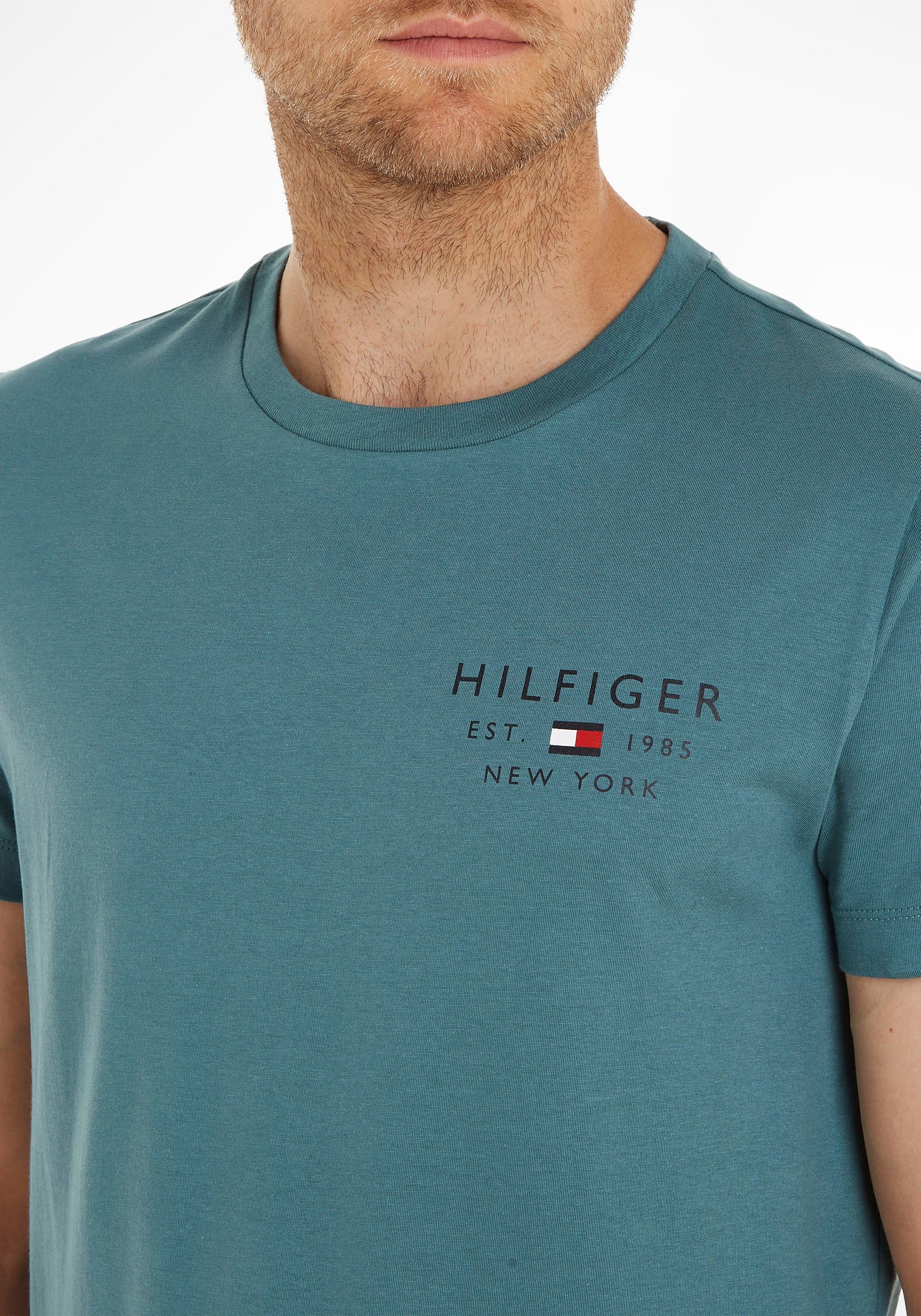 Green LOGO in SMALL Frosted LOVE Rundhalsshirt Basicform Hilfiger Tommy TEE BRAND