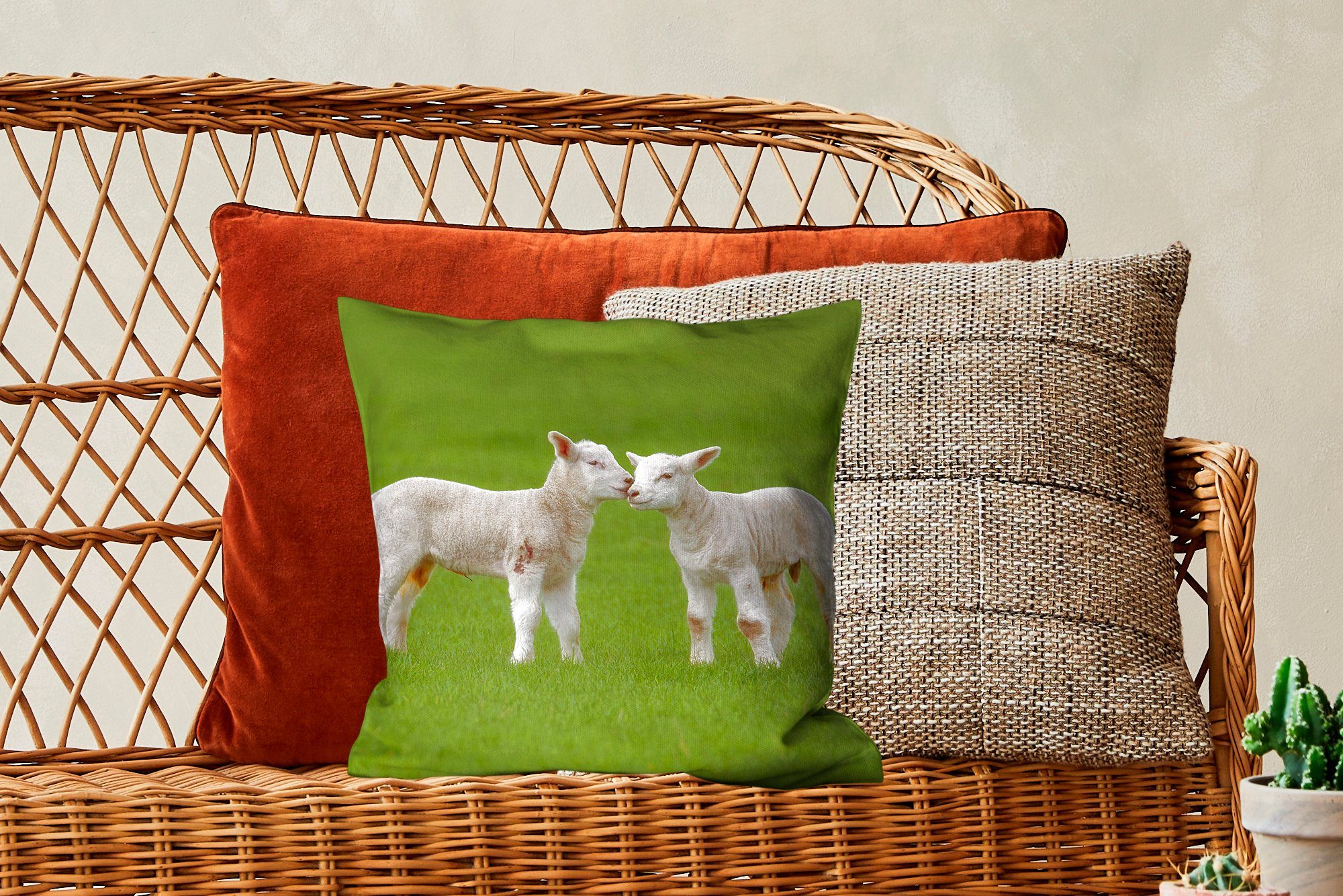 Schlafzimmer, - Bauernhof, Deko, Zierkissen Sofakissen - Wohzimmer, Füllung Dekokissen MuchoWow Lamm für mit Schaf
