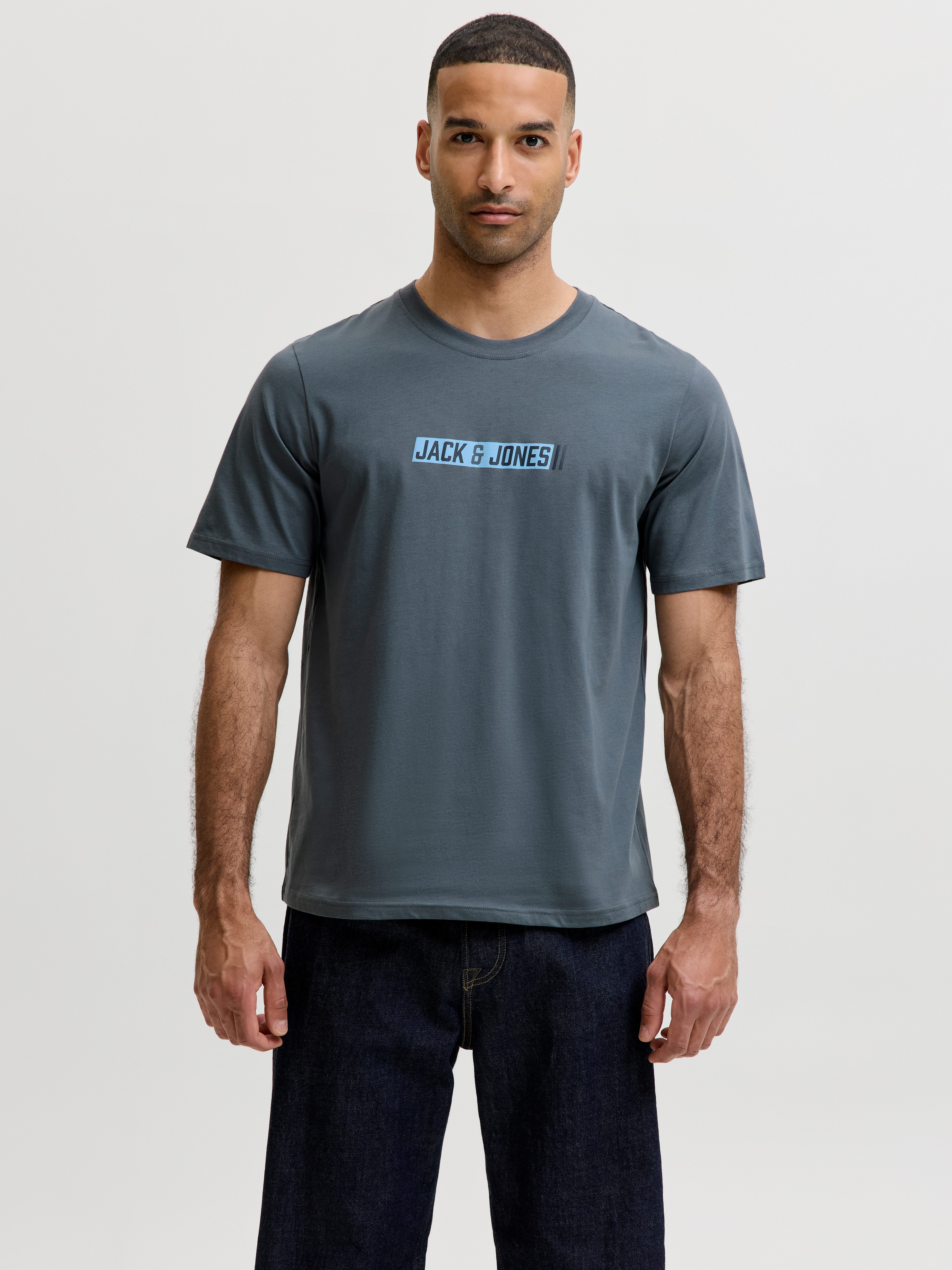 Jack & Jones Rundhalsshirt JJMUNK TEE SS CREW NECK Baumwolle, regular fit
