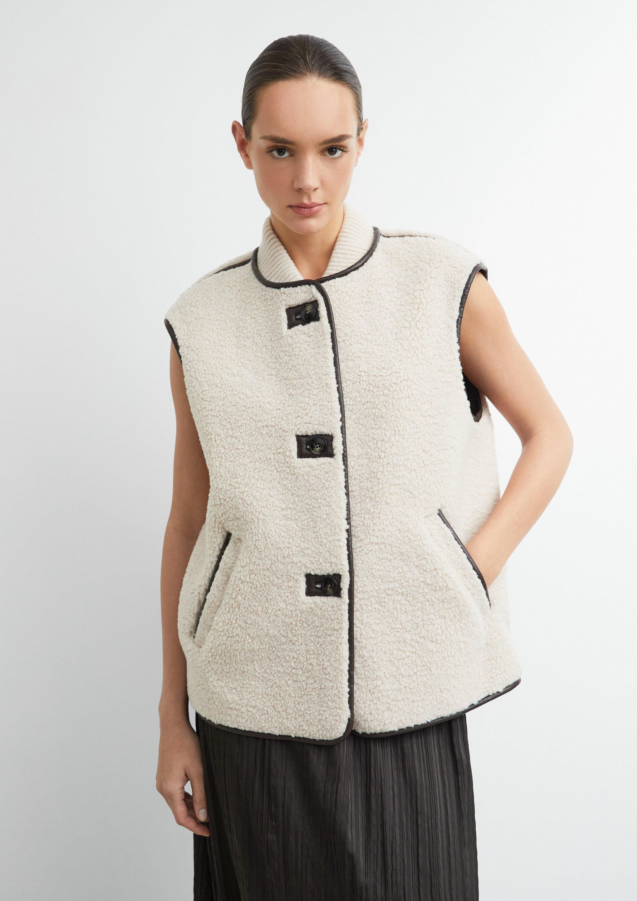 comma Funktionsweste Outdoor-Weste Teddy-Weste im Loose Fit mit Kontrast-Details