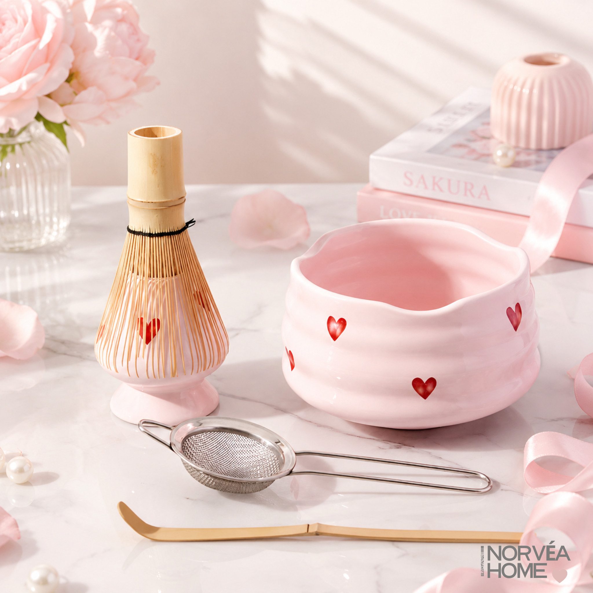 Norvéa Home Teeservice Matcha Set Rosa Herzdekor – 6-tlg. Matcha-Zubehör aus Keramik, 6 tlg. Set für traditionelle Matcha-Zubereitung