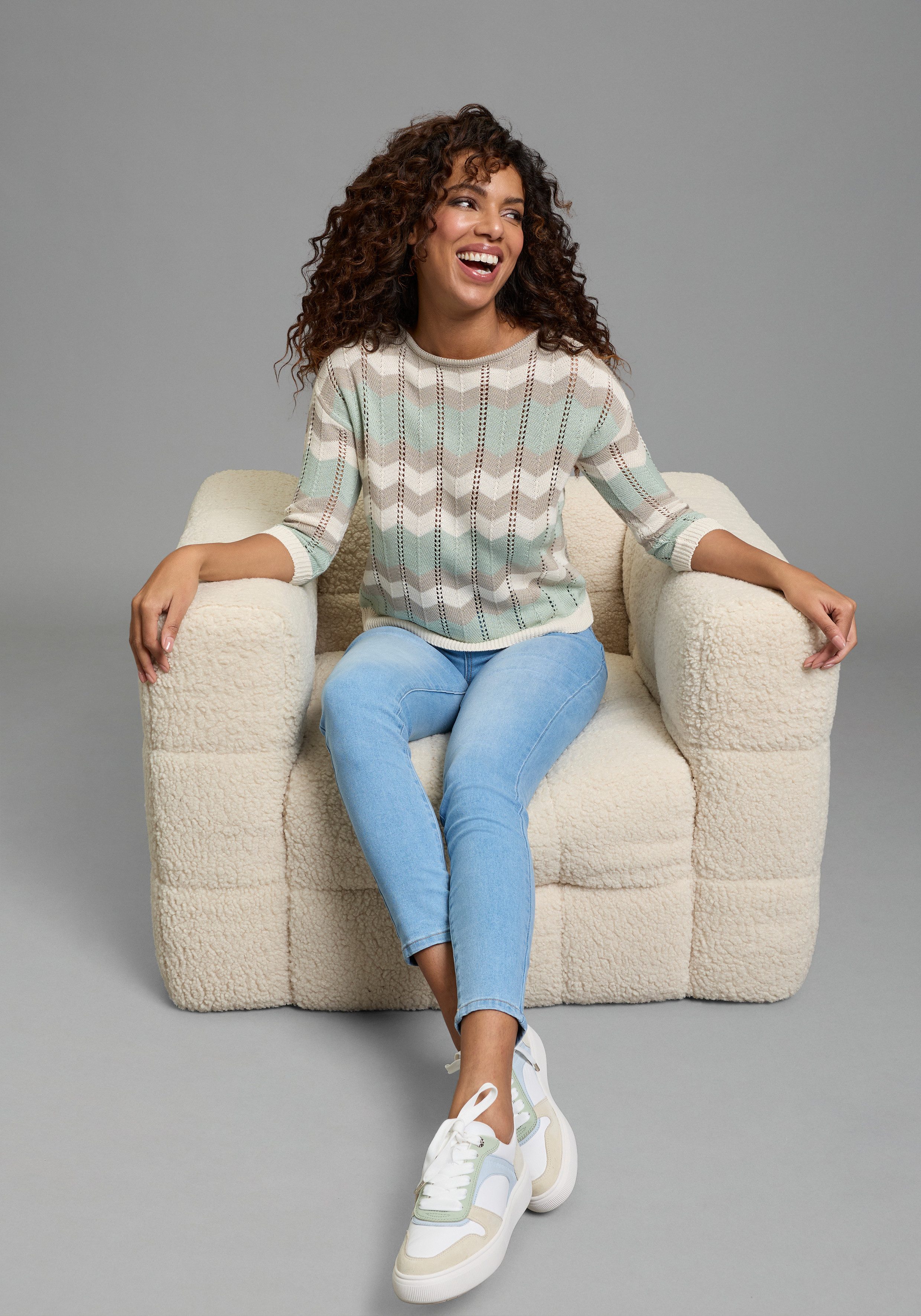 Laura Scott Strickpullover mit Ajourstrickmuster und 3/4 Ärmeln. € 39,99, (€ 39,99 pro 1 Stk).