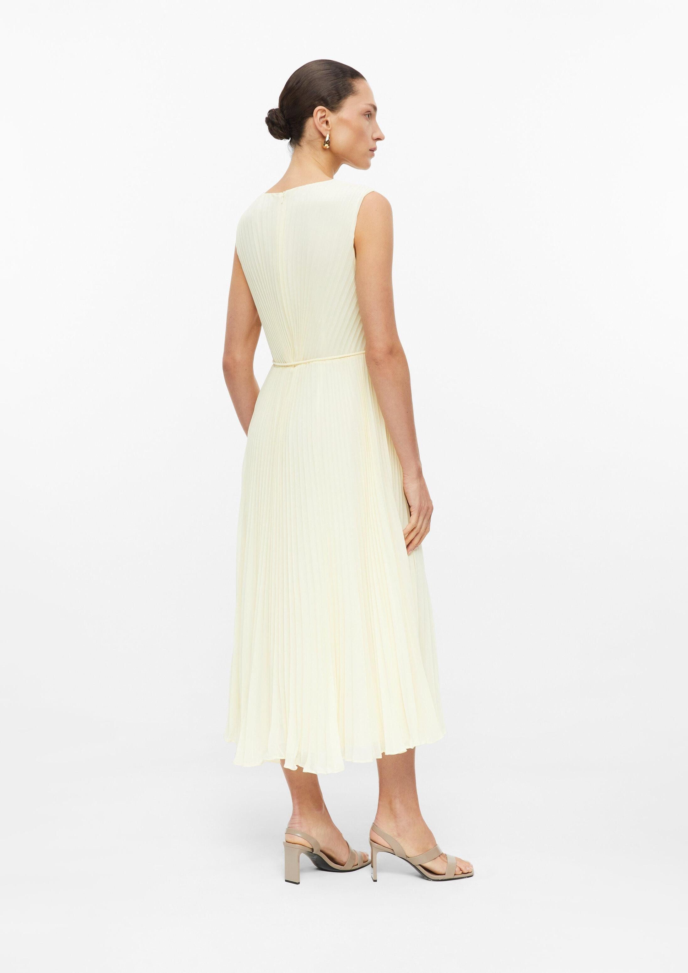 s.Oliver Midikleid Kleid Plissiertes Midi-Kleid mit Bindegürtel und Viskosefutter