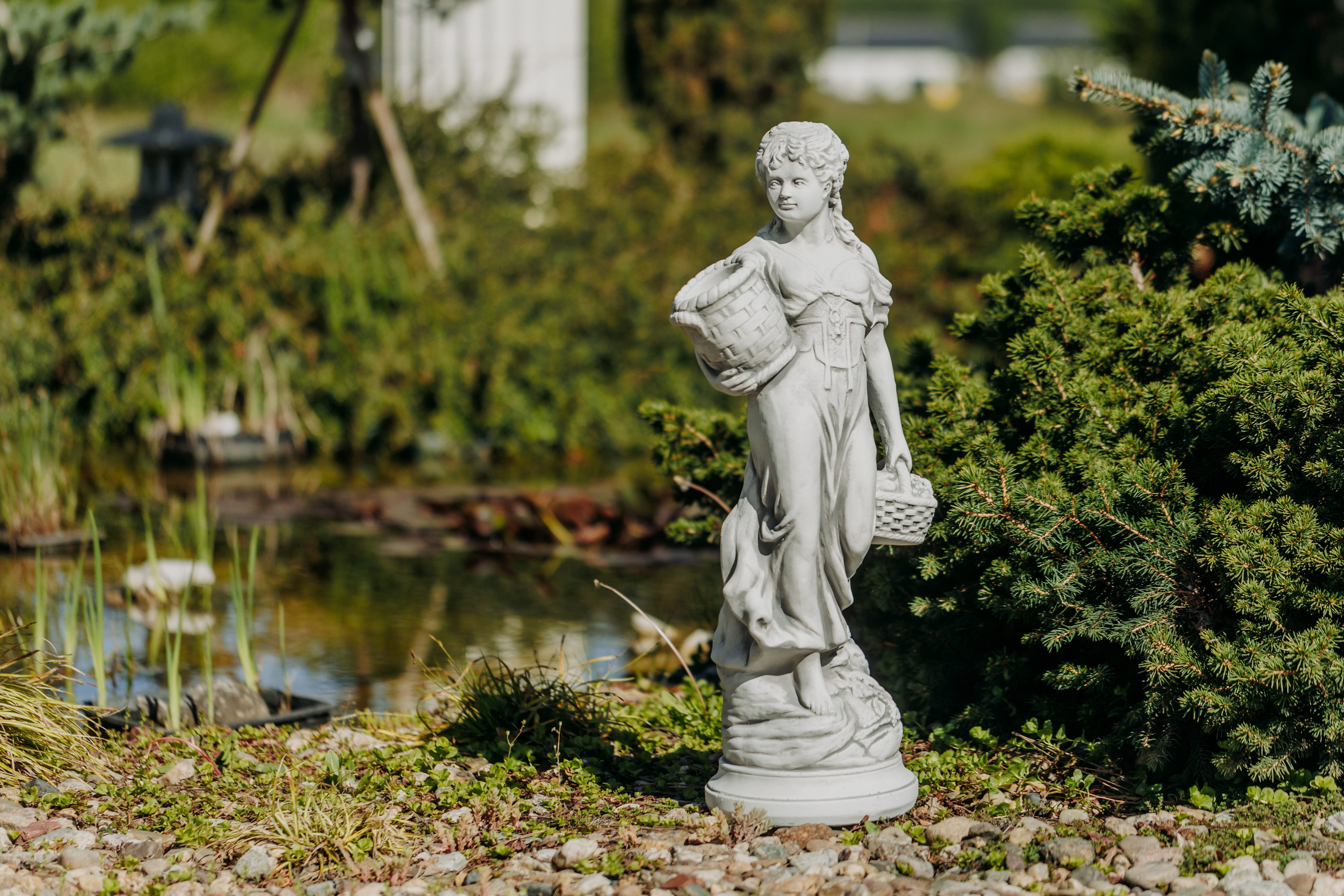 gartendekoparadies.de Gartenfigur Frauen-Statue Sommer, Steinfigur, H. 69 cm, 20 kg, Frostsicher