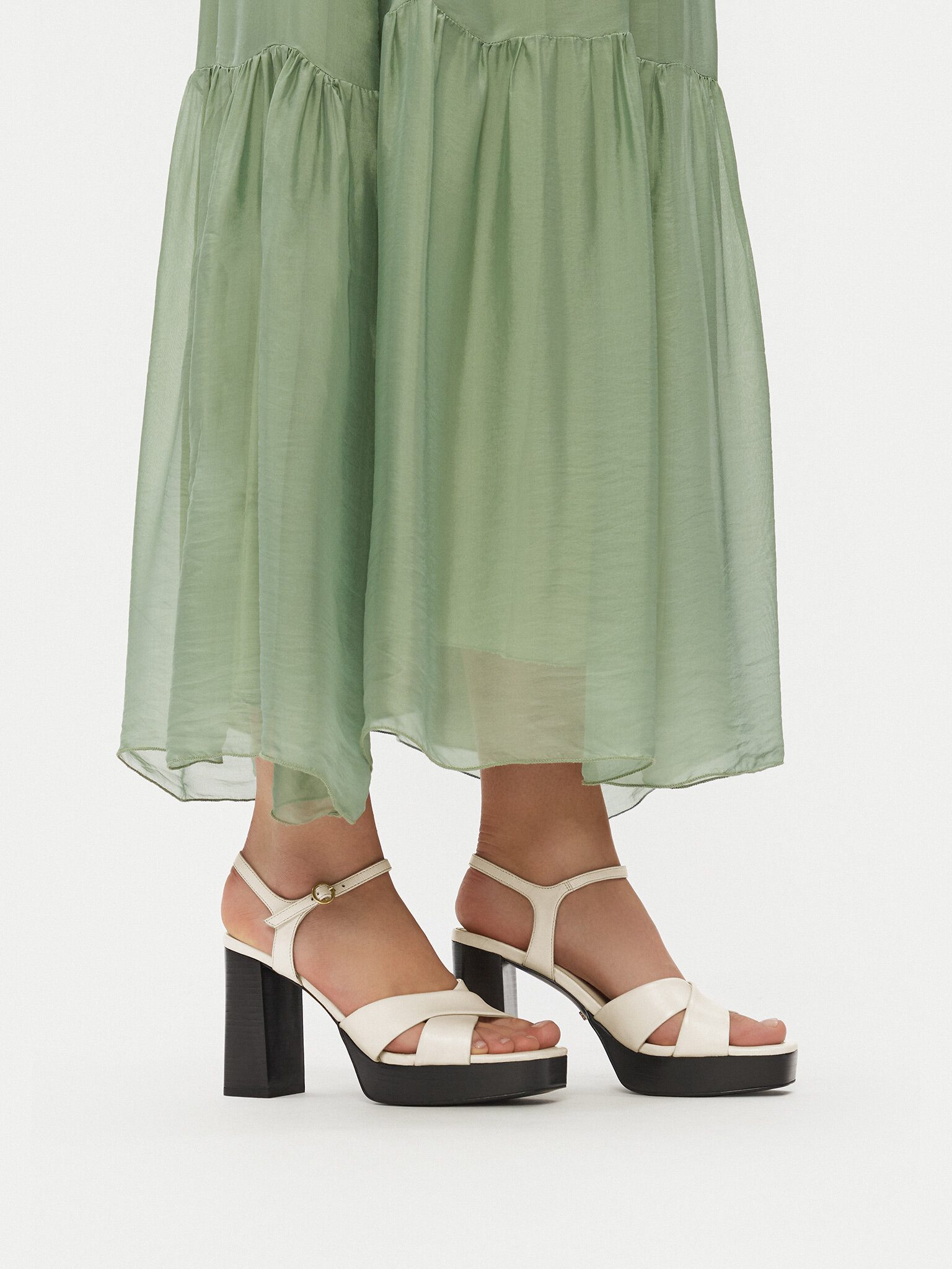 GINO ROSSI Gino Rossi Damensandalen Écru ALIA-118081 Sandale