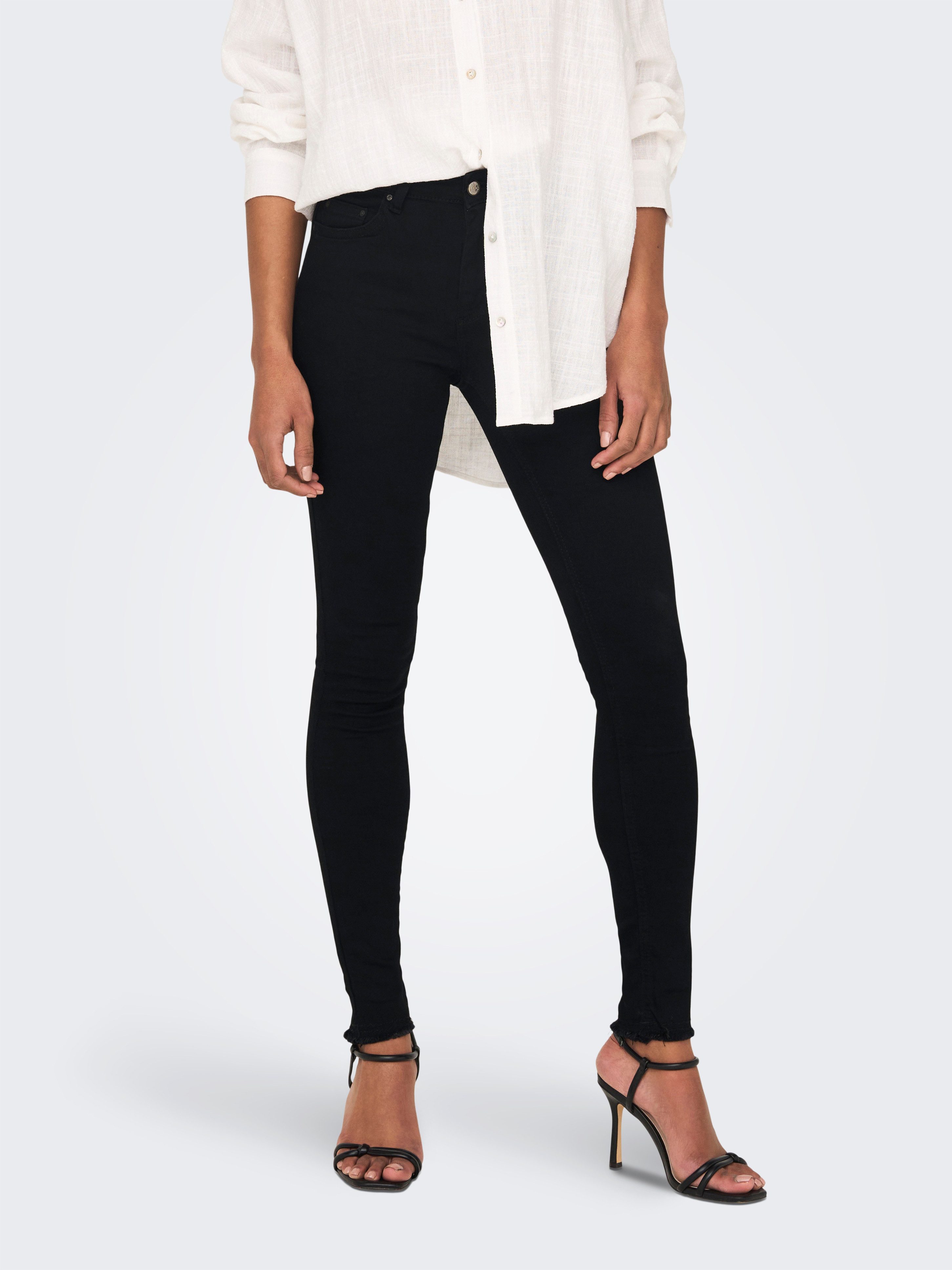 ONLY Ankle-Jeans ONLBLUSH MID SK AK RW DNM REA2343 NOOS ausgefranste Säume