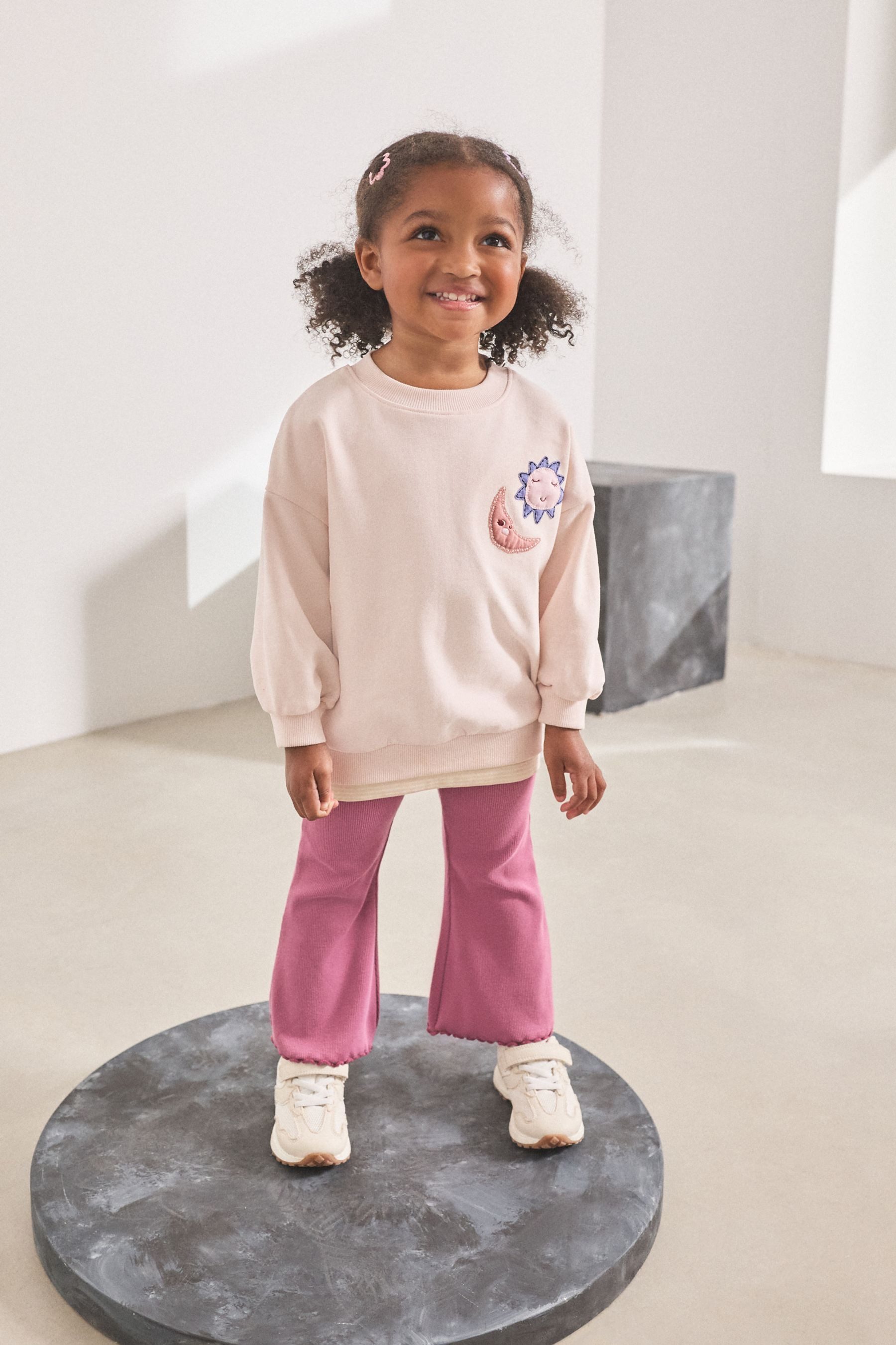 Next Langarmshirt & Leggings Langarmoberteil und Schlagleggings (2-tlg)