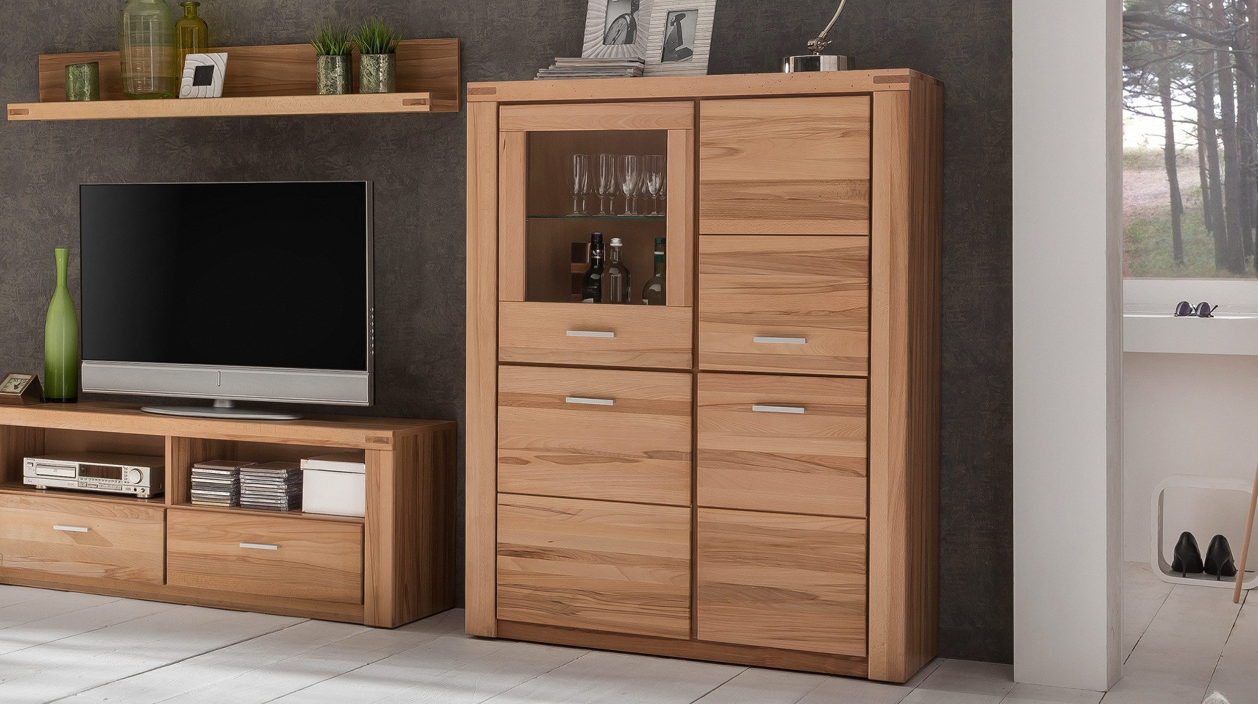 Massivart® Highboard FREYJA 108 cm / Massivholz Kernbuche geölt / Metallgriffe, 3 Holztüren / 1 Glastür / 3 Einlegeböden / 1 Glasboden