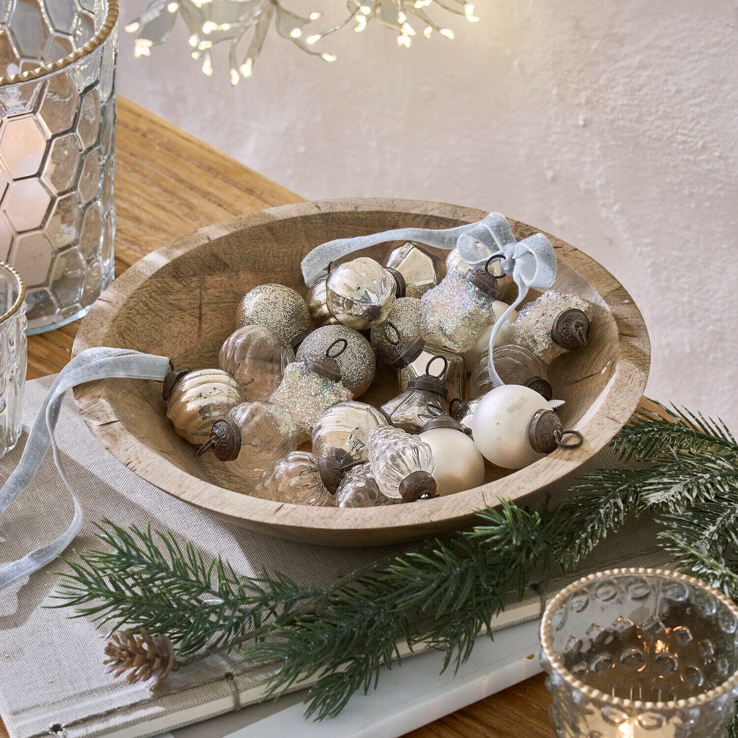 Mirabeau Christbaumschmuck Weihnachtsschmuck 24er Set Sanary silber, Weihnachtsdekoration