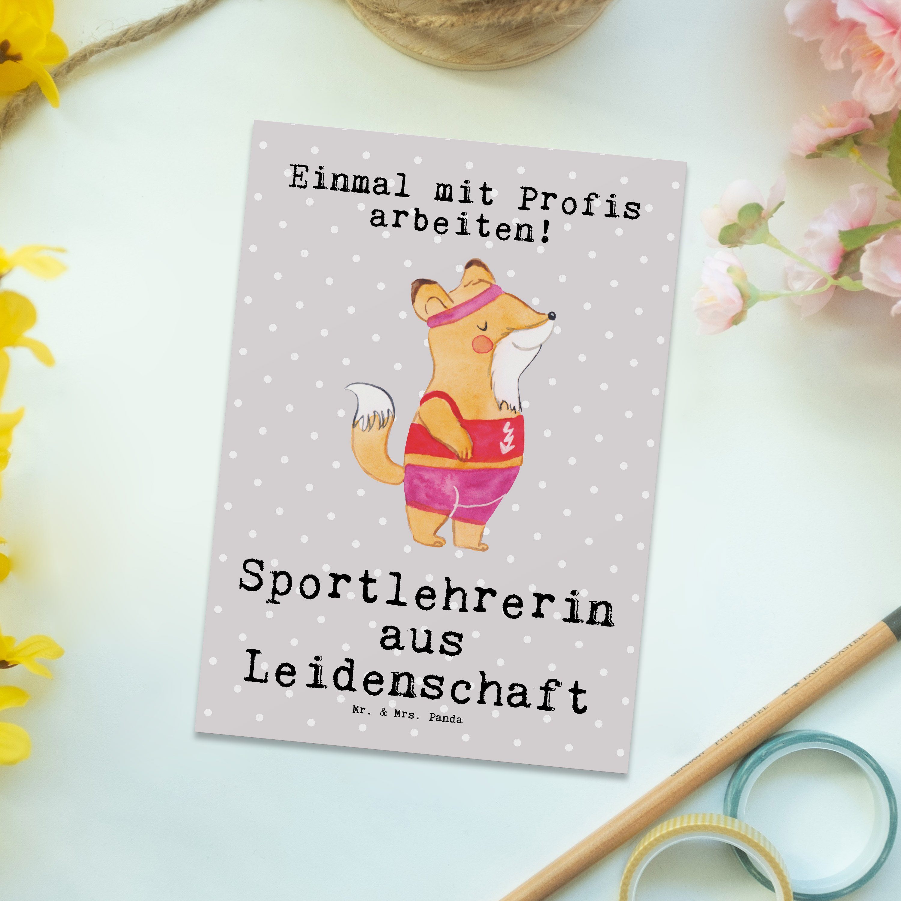 Grau Leidenschaft Postkarte Pastell Sportlehrerin - Panda Geschenk, & Einladung - Mrs. Mr. aus