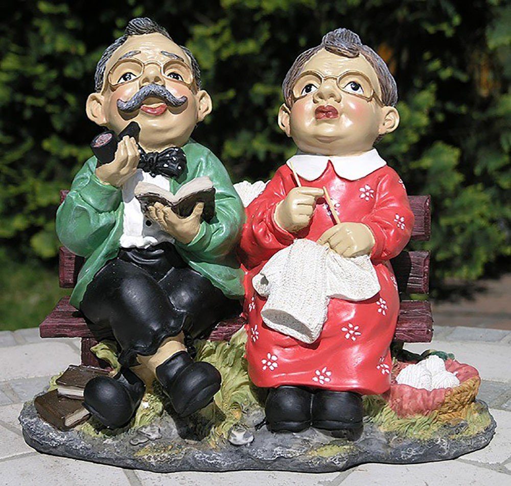 Fachhandel Plus Gartenfigur »Gartenfigur Opa und Oma auf einer Gartenbank«,  (1 St), handbemalt online kaufen | OTTO