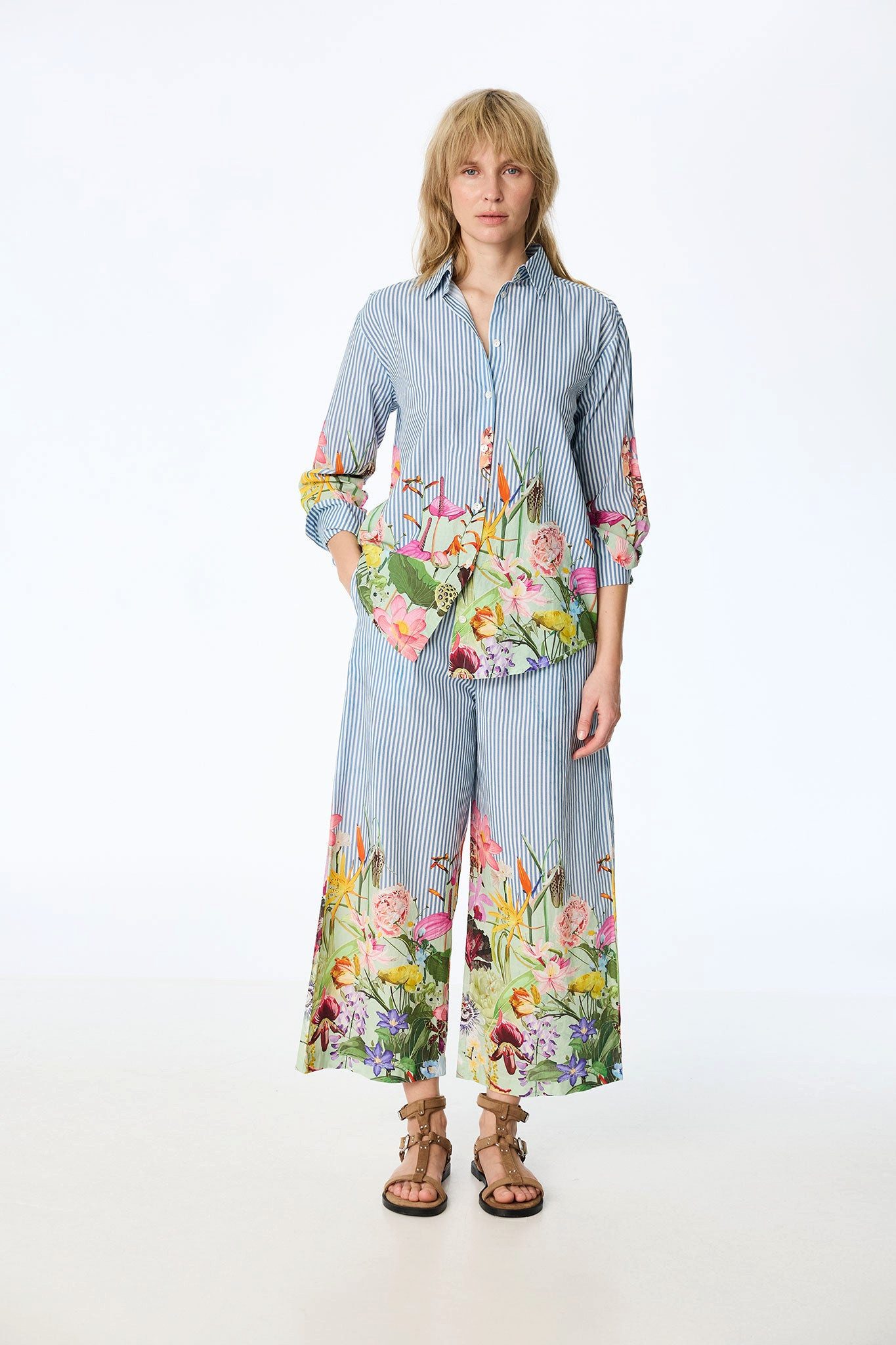 Himalaya Clothing Stoffhose Weite Damenhose - Gestreifte Sommerhose mit floralem Saum-Print Atmungsaktive Palazzo Hose aus weicher Baumwolle
