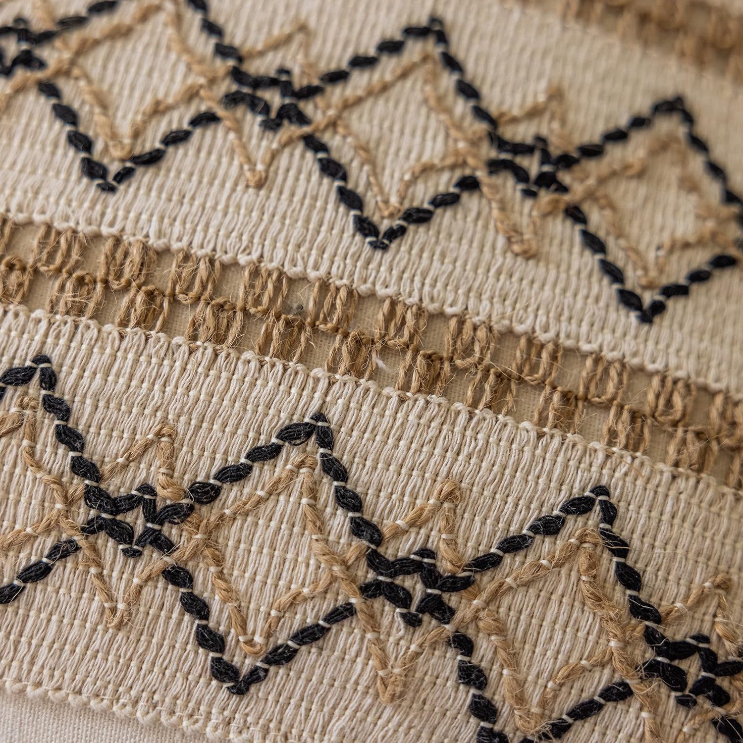 LAPAPRO Dekokissen Dekorativer Kissenbezug im Bohème-Stil Baumwolle Leinen mit Quasten, 45 x 45 cm Kissenbezug im Landhausstil (Kissenfüllung nicht enthalten)