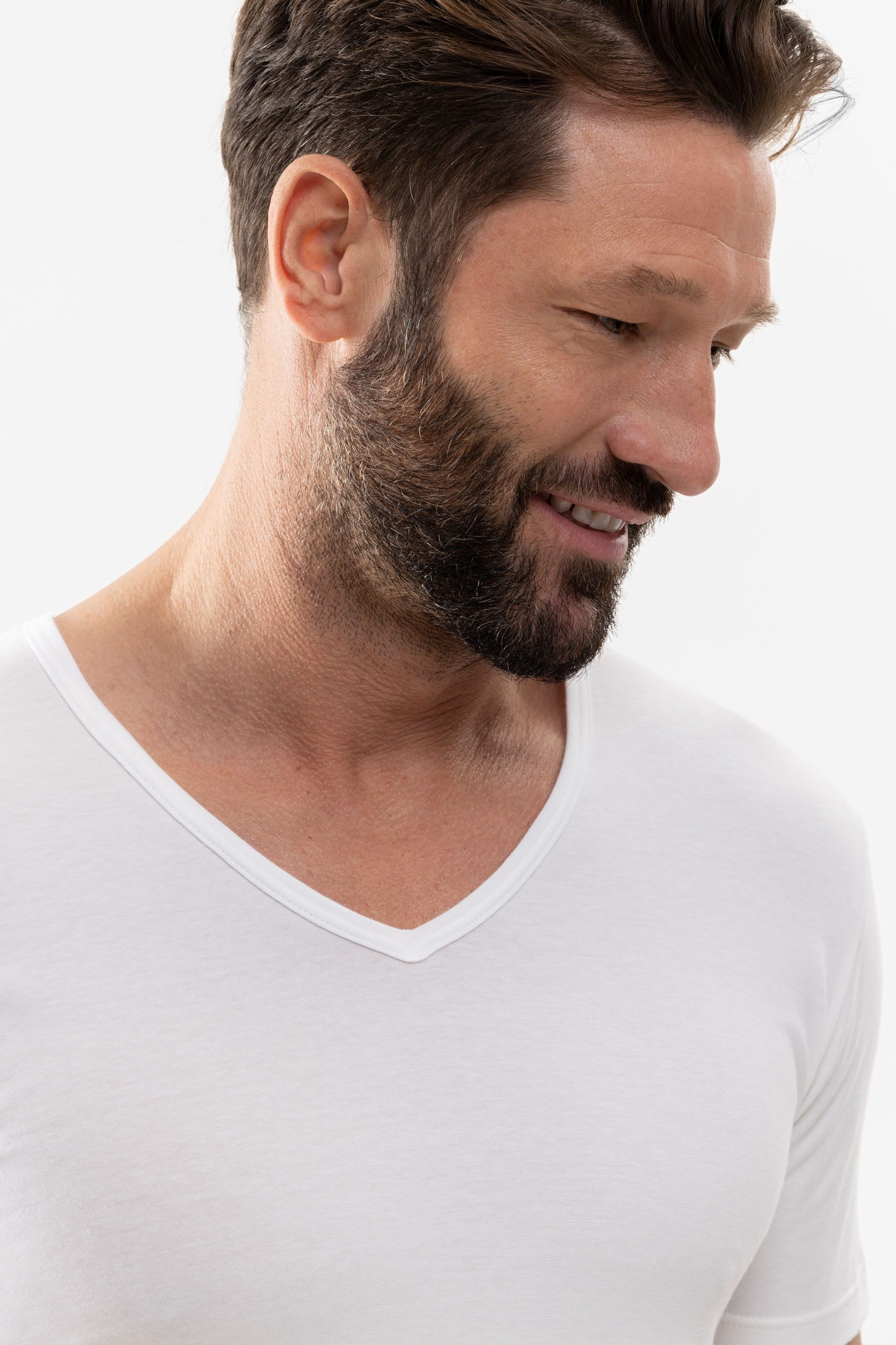 Mey Unterziehshirt Mey Herren V-Neck Serie RE:THINK Uni (1-St) Basic Shirt, zeitloses Design, Baumwoll-Mix, Rundhals
