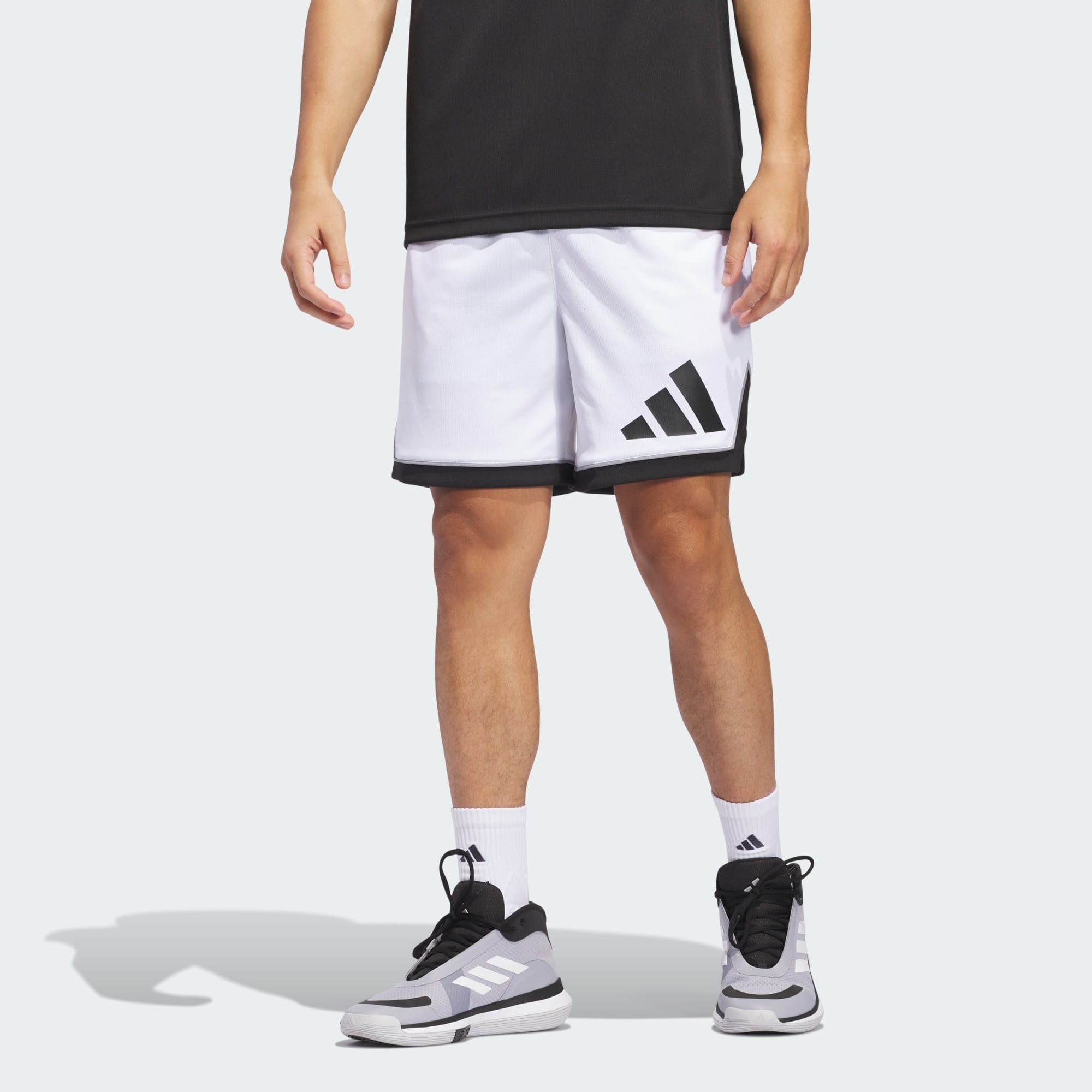 adidas Performance Shorts ADIDAS BASKETBALL BADGE OF SPORT SHORTS (1-tlg)
