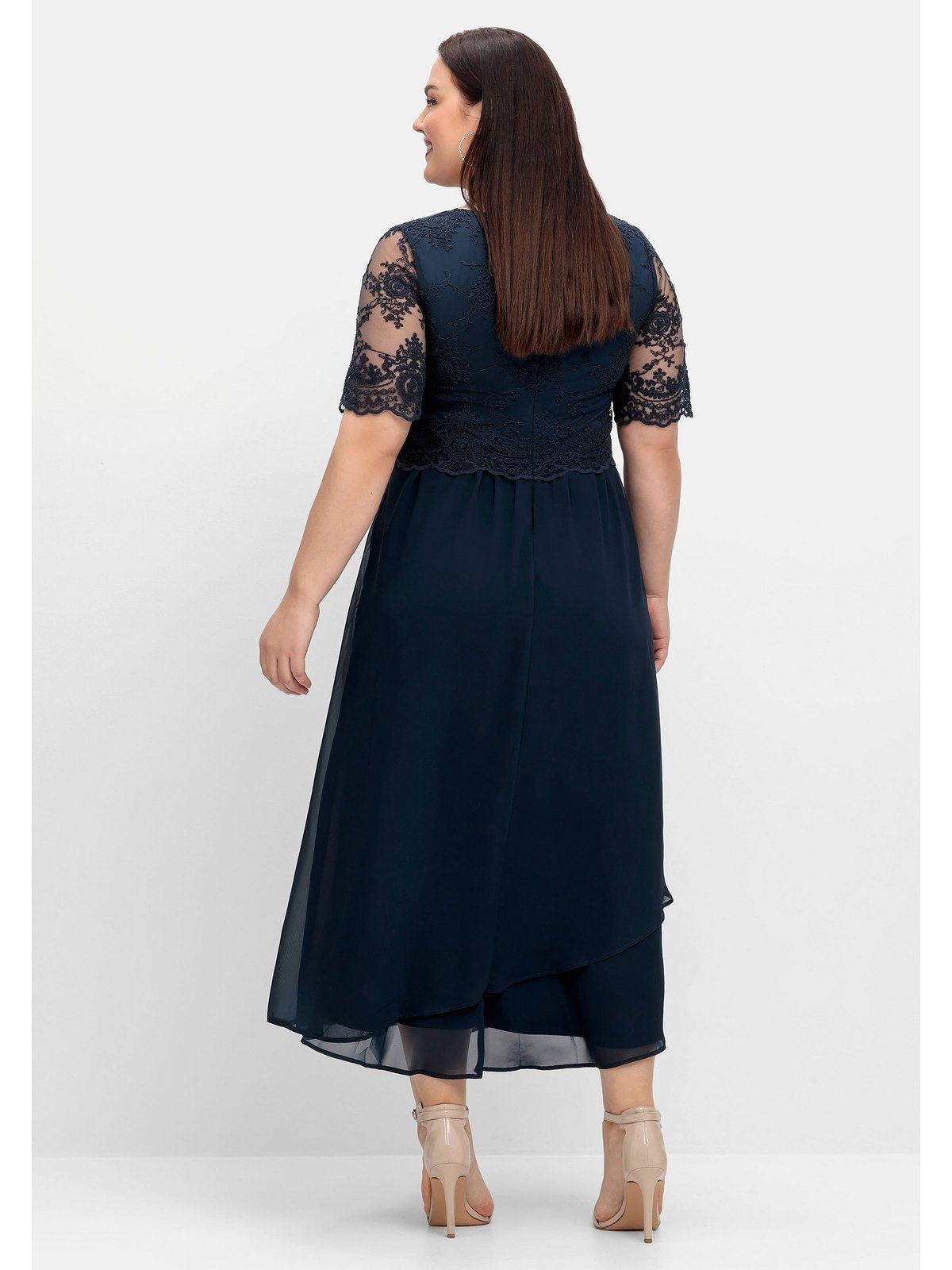 Sheego Abendkleid Große Größen mit besticktem Mesh-Oberteil
