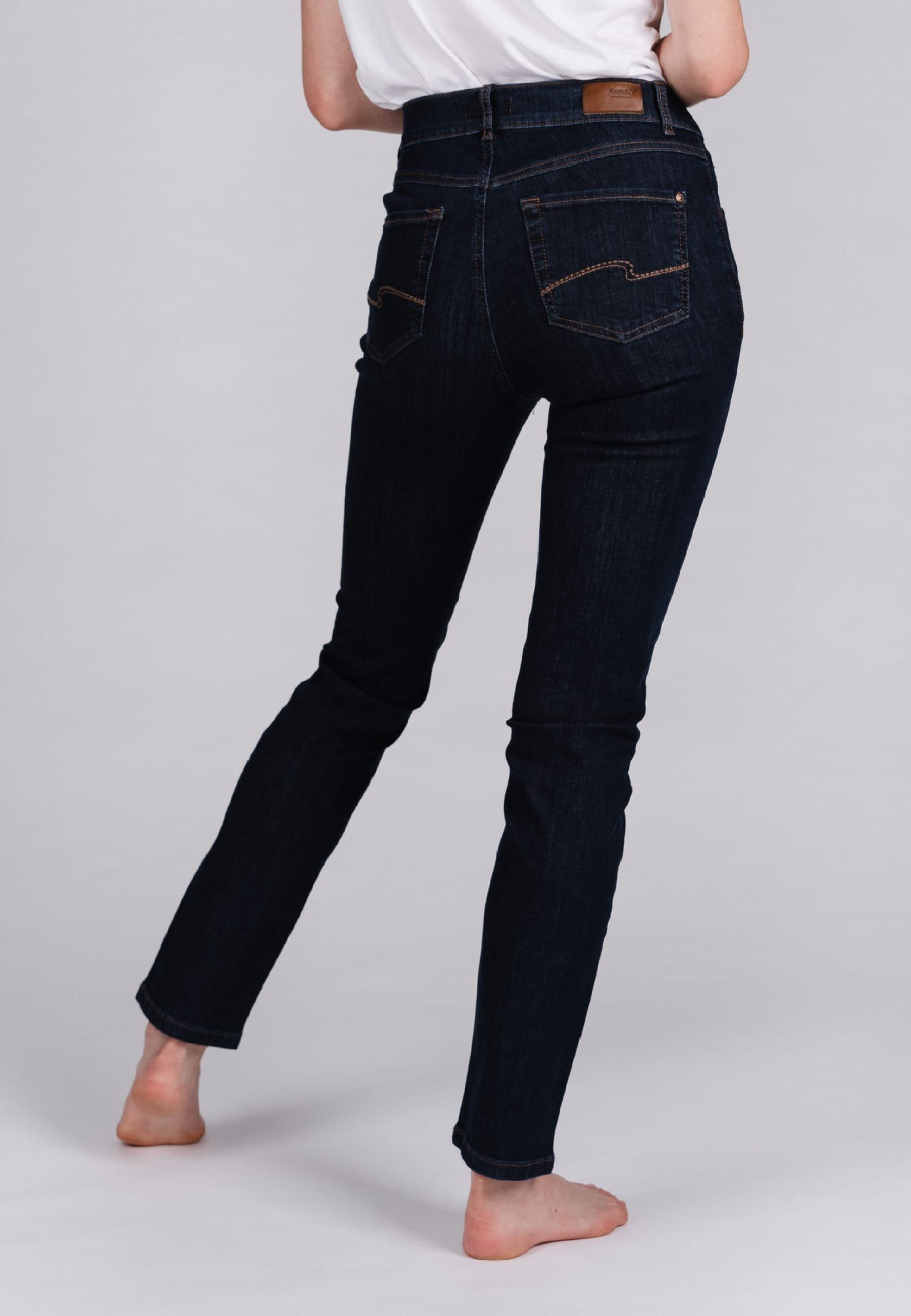 ANGELS Straight-Jeans Jeans Cici mit Stretch mit Label-Applikationen Denim Power