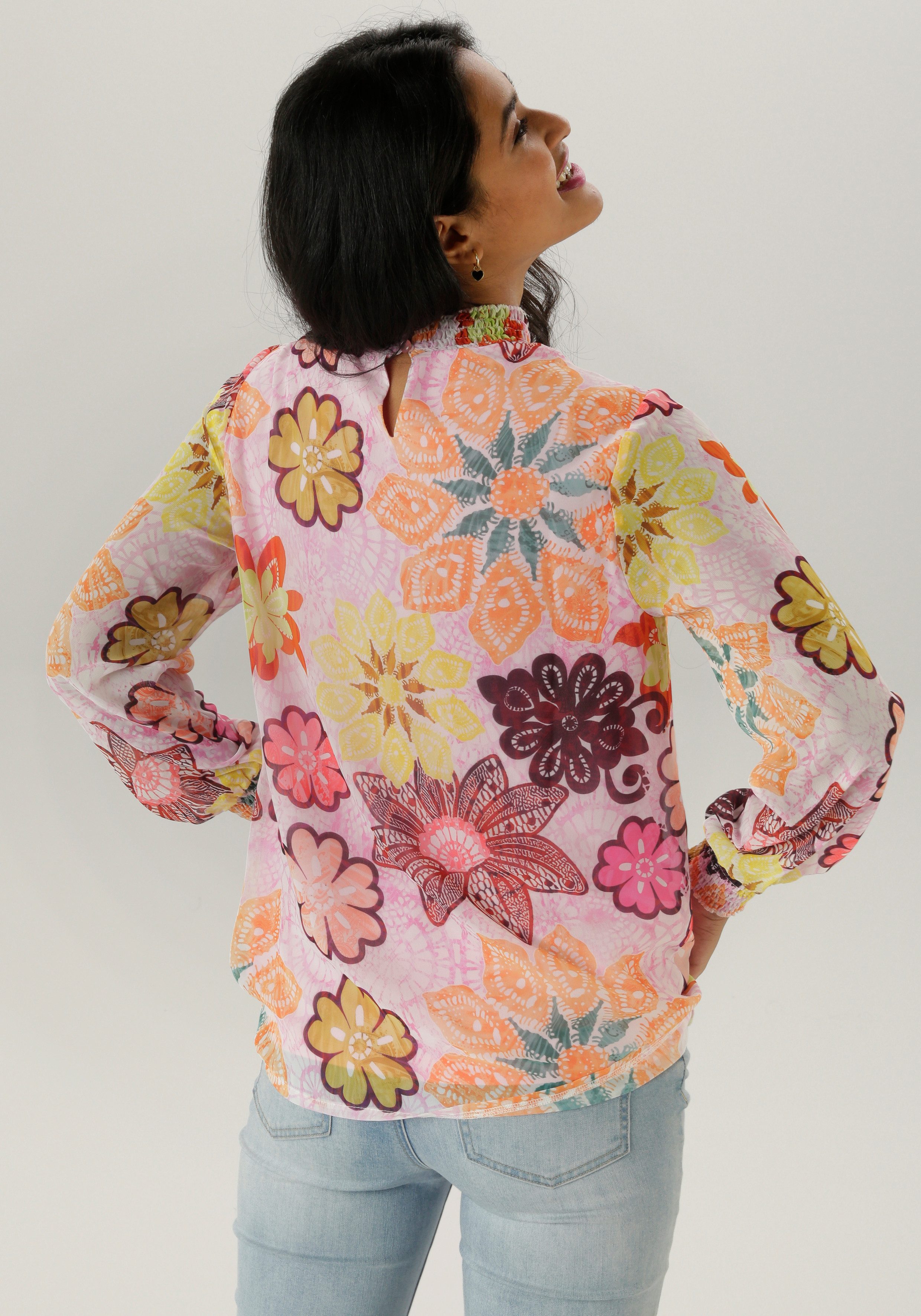 Aniston SELECTED Chiffonbluse mit Blumendruck und Smokbündchen
