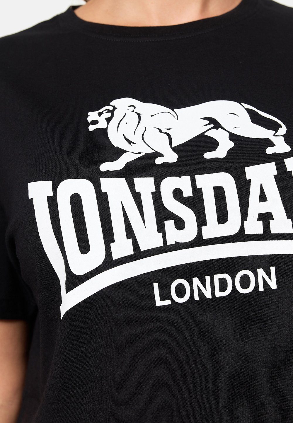 COMMON Black/White GUTCH Lonsdale T-Shirt