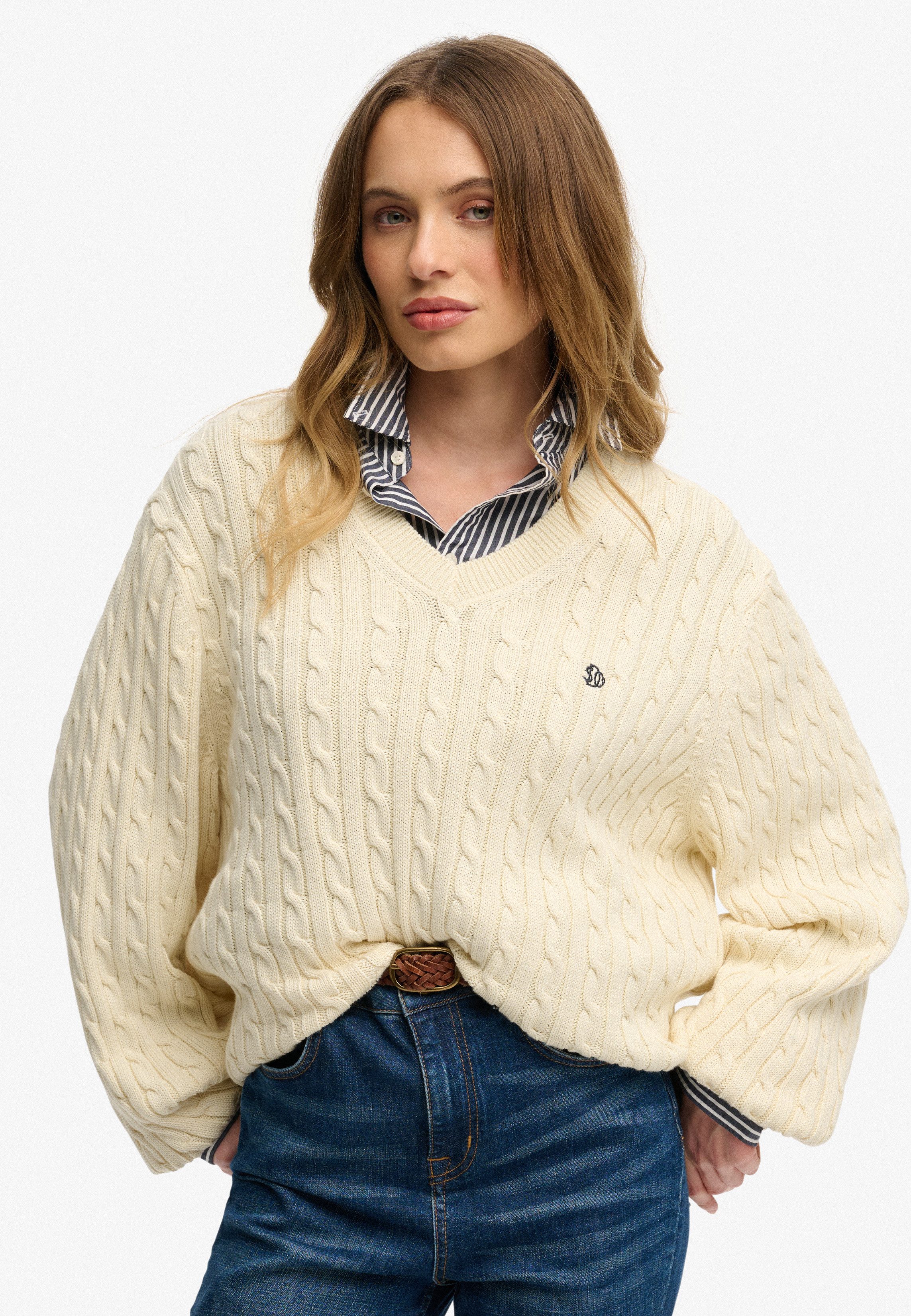 Superdry V-Ausschnitt-Pullover OVERSIZED CABLE V NECK JUMPER Baumwolle, oversized Fit