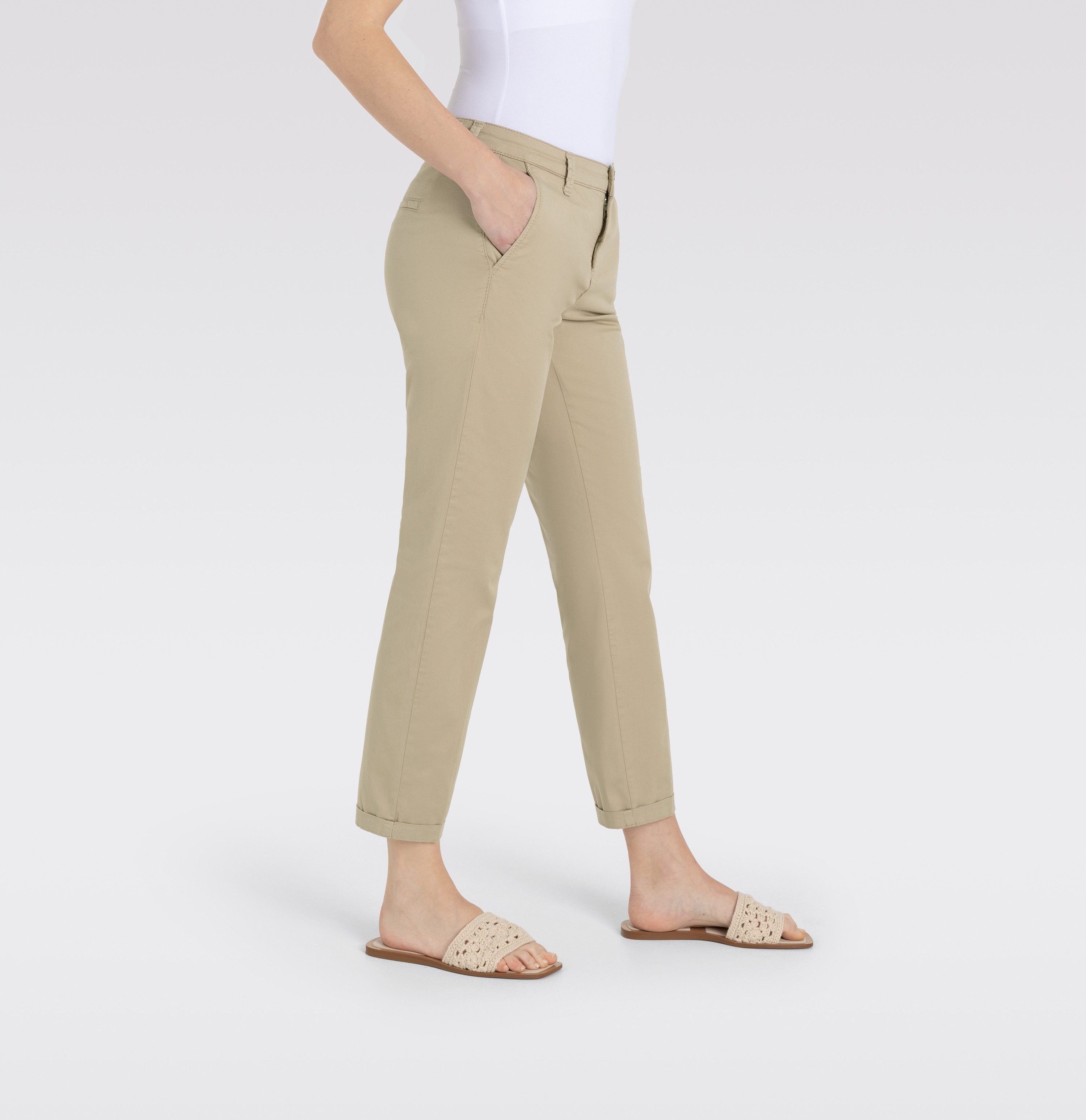 MAC Chinohose CHINO turn up mit dezentem Glanz, elegant und sportiv zugleich – Bild 2 von 5