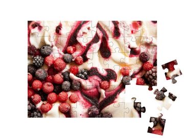 puzzleYOU Puzzle Eiscreme mit gefrorenen Waldbeeren, 48 Puzzleteile, puzzleYOU-Kollektionen Essen und Trinken